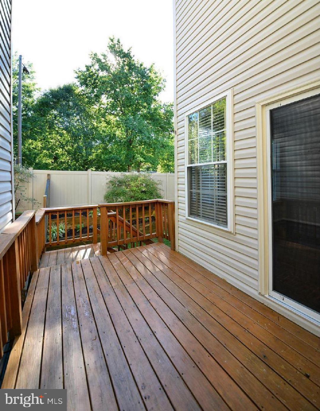 COLLEGE PARKWAY PLACE - Residential