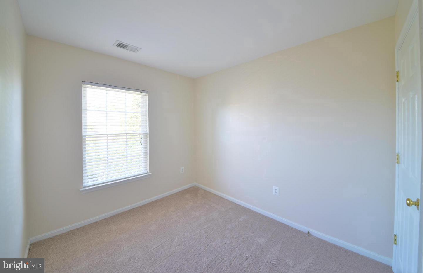 COLLEGE PARKWAY PLACE - Residential