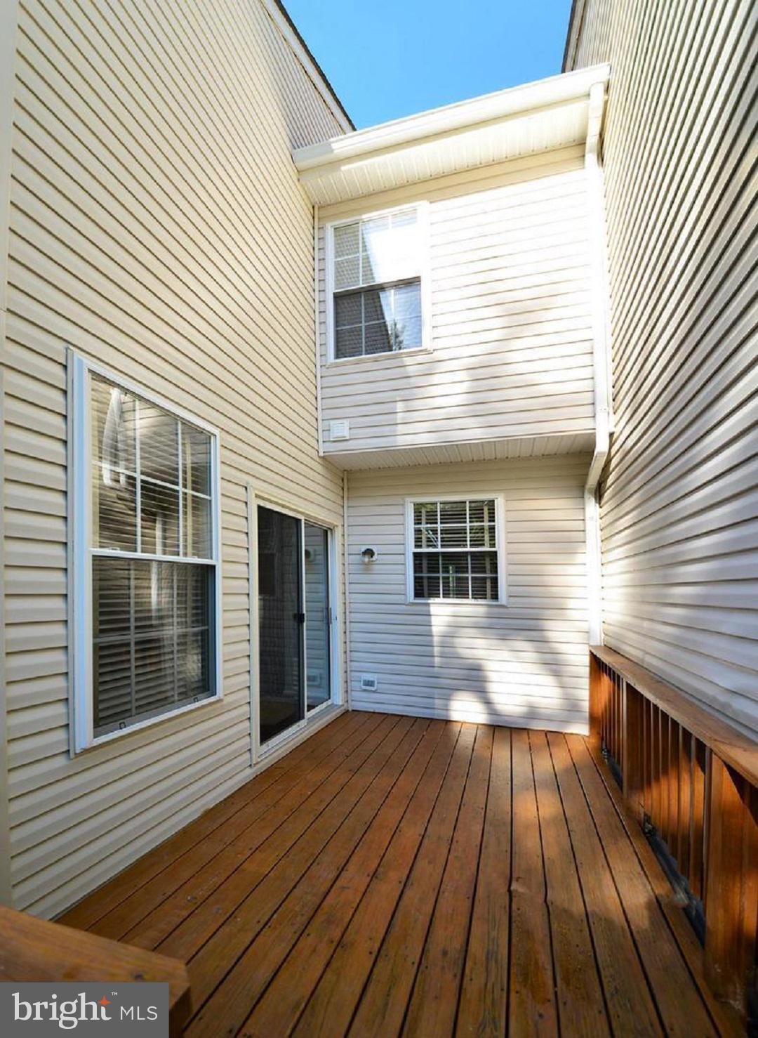 COLLEGE PARKWAY PLACE - Residential