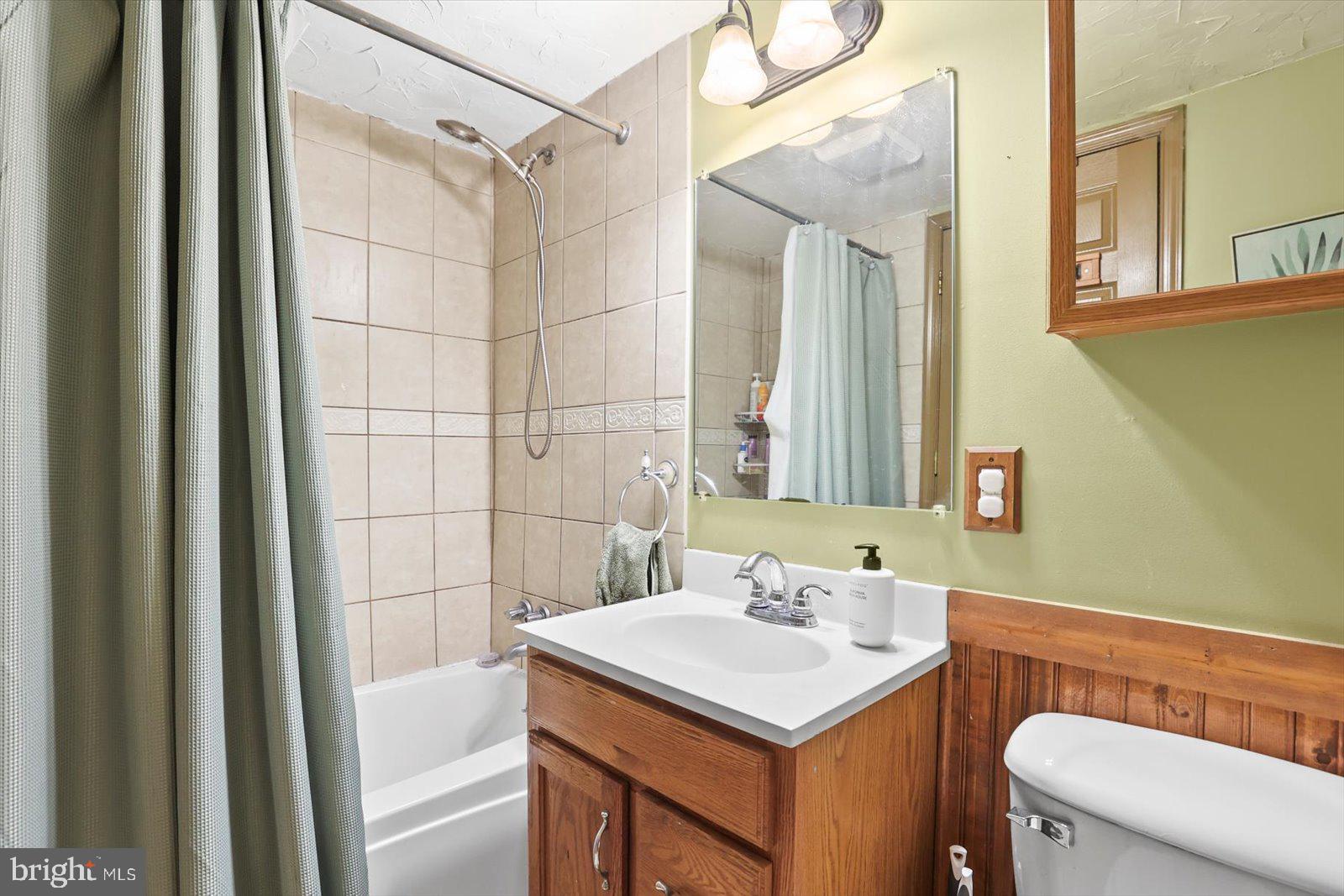 HAINES ACRES - Residential