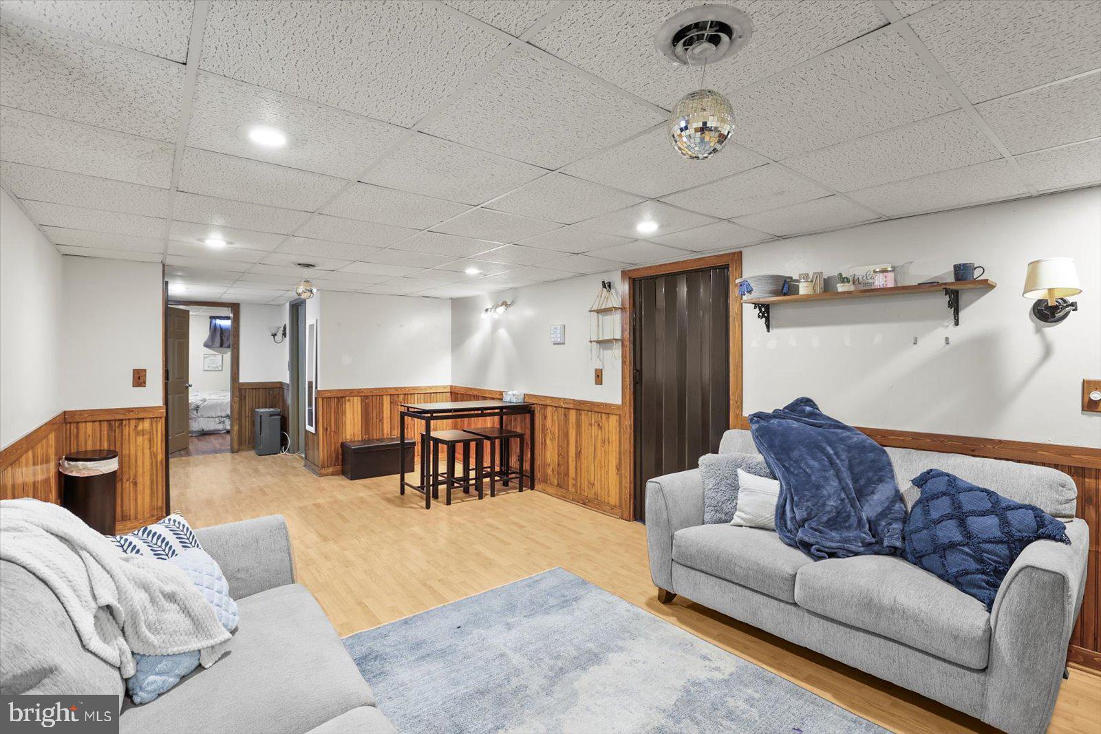 HAINES ACRES - Residential