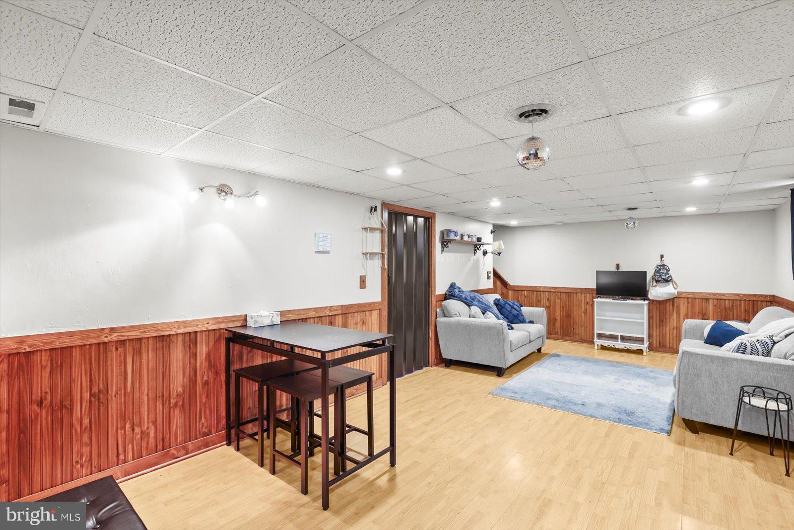 HAINES ACRES - Residential