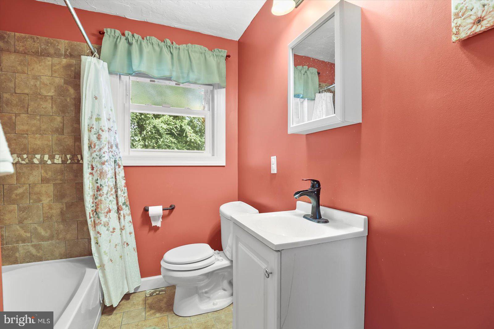 HAINES ACRES - Residential