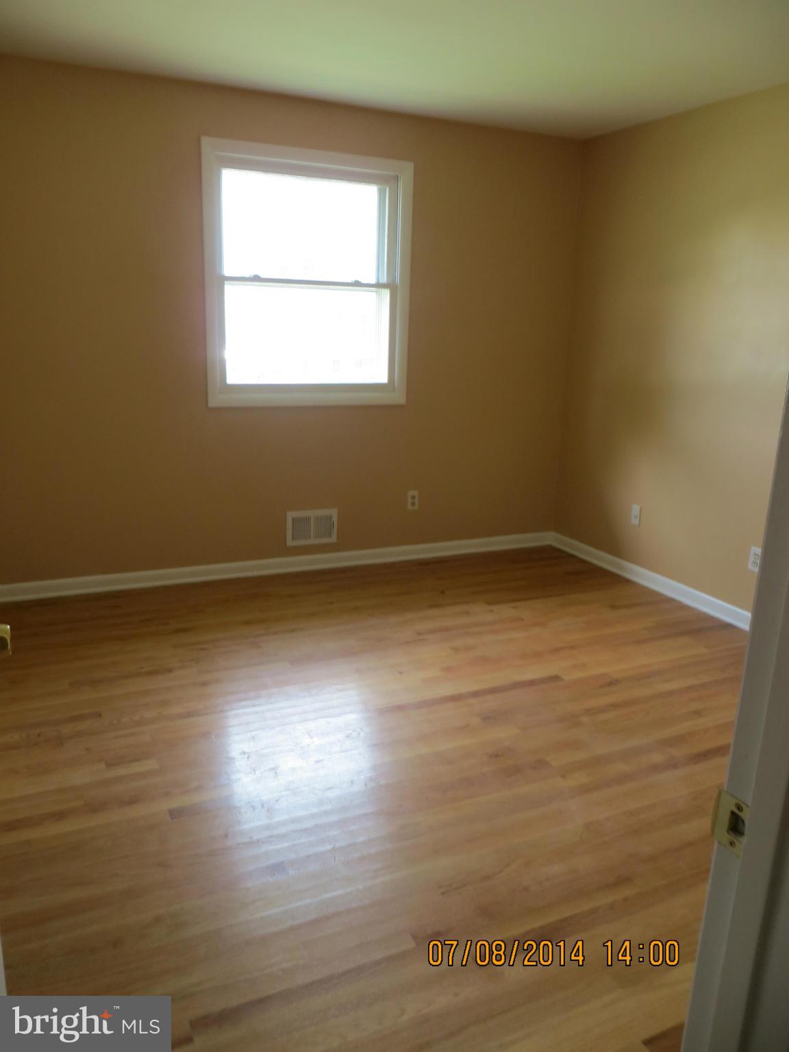 OAKHURST - Residential Lease