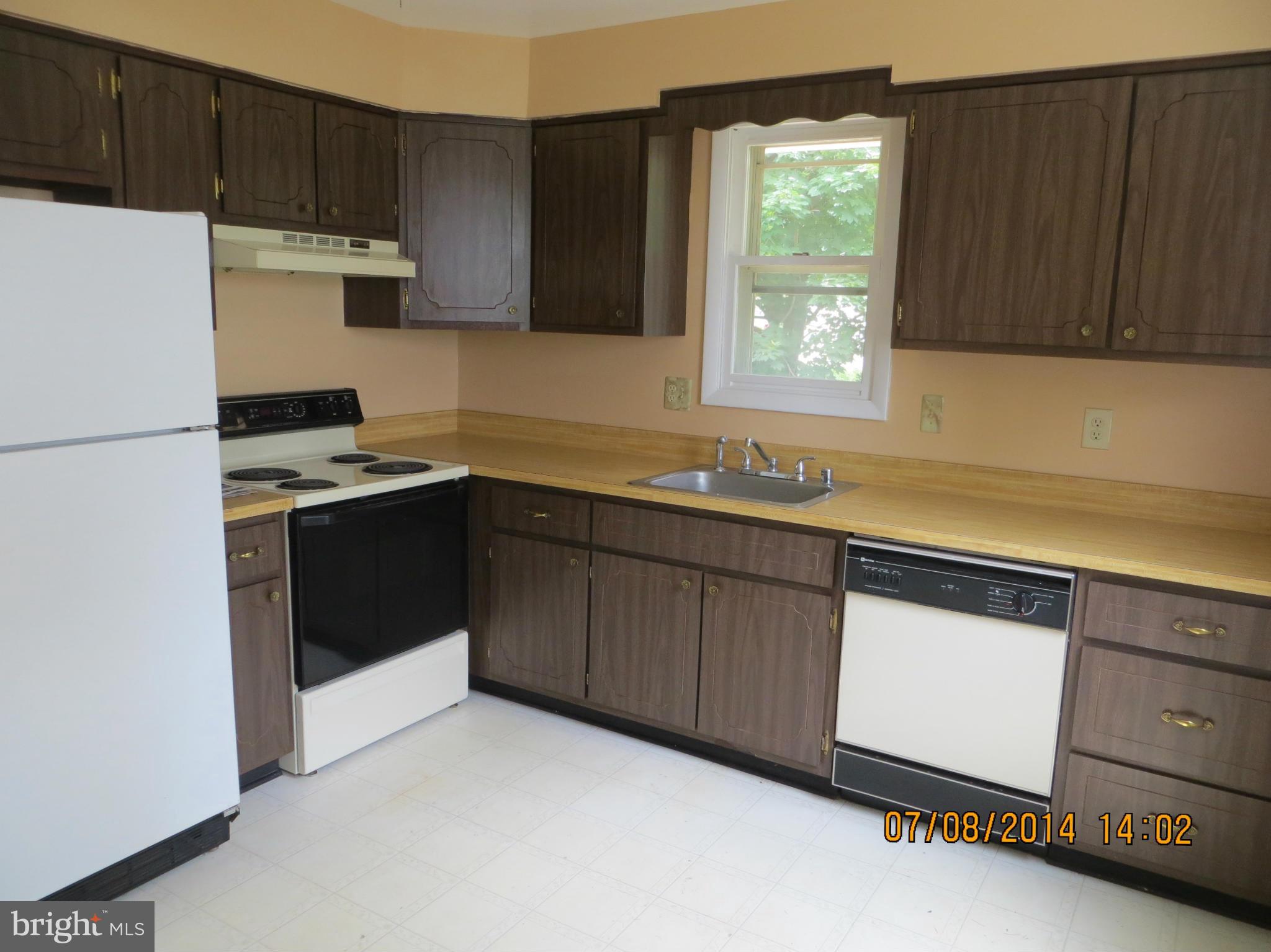 OAKHURST - Residential Lease