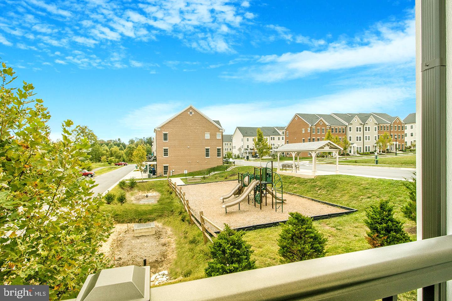 PARKSIDE AT WARFIELD - Residential