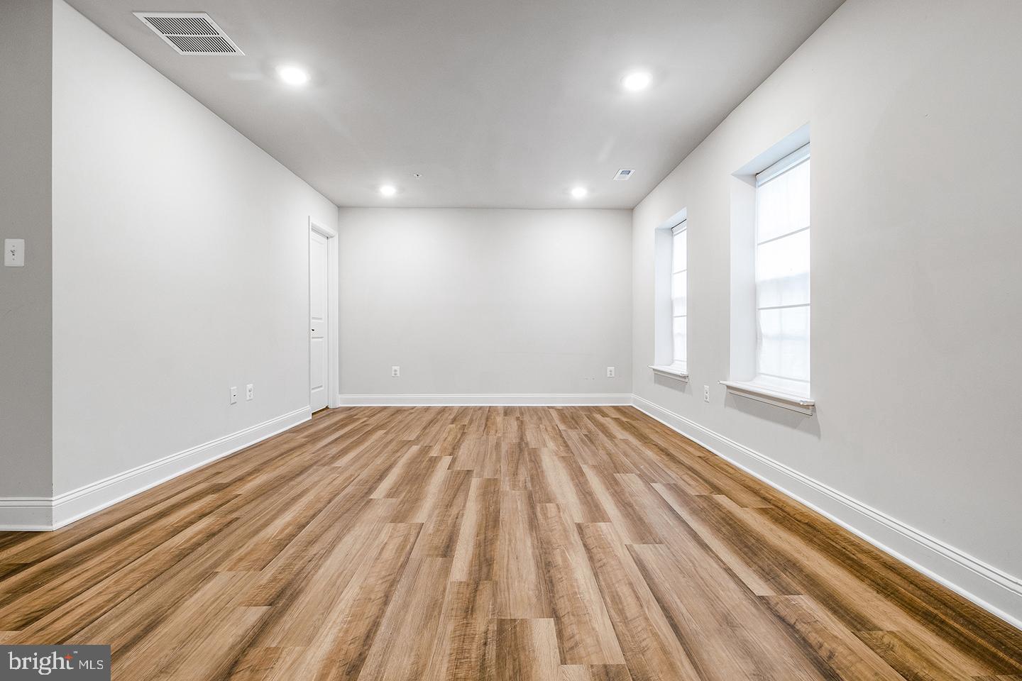 PARKSIDE AT WARFIELD - Residential