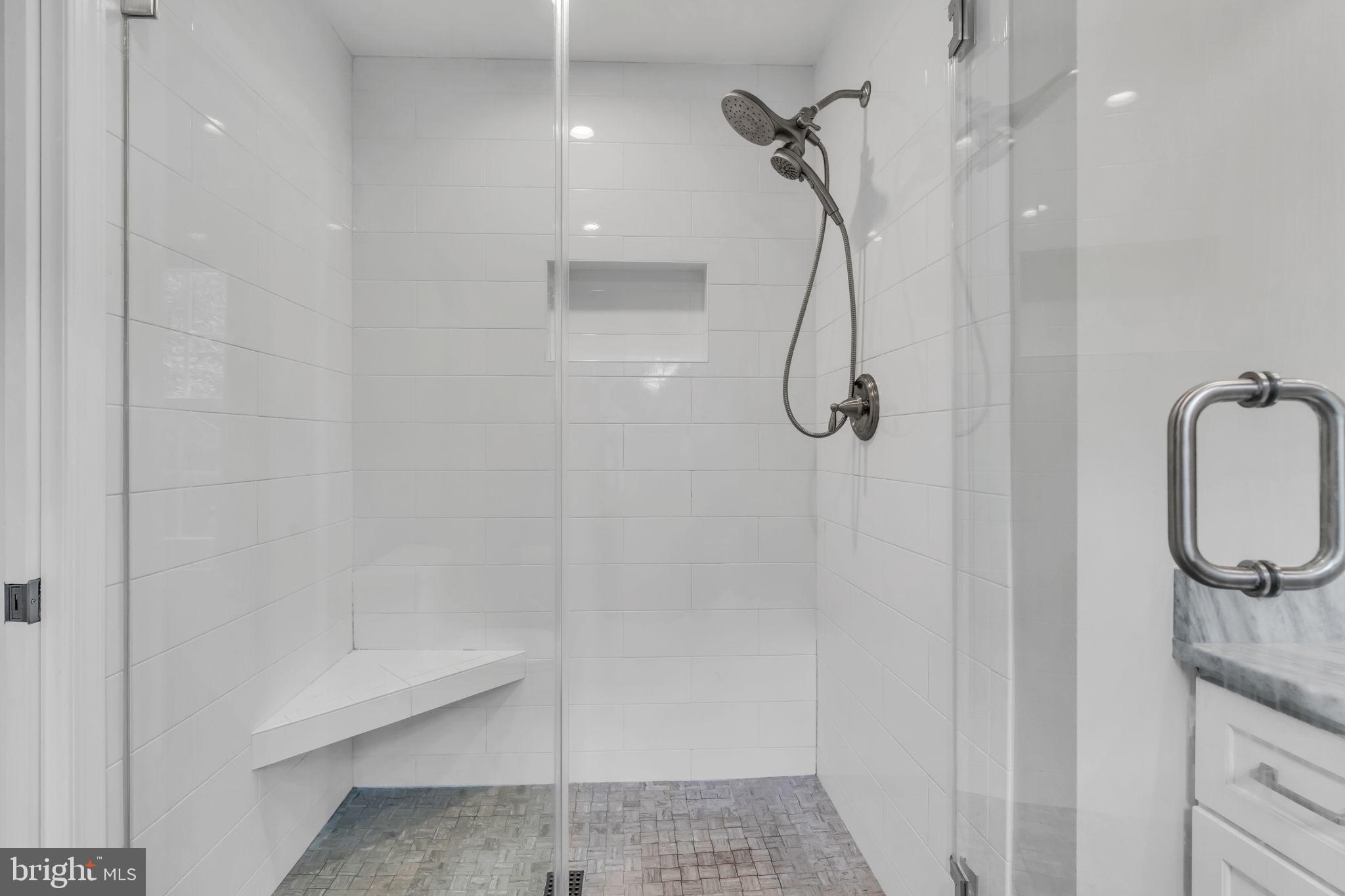 BLUFFS OF WOLF TRAP - Residential