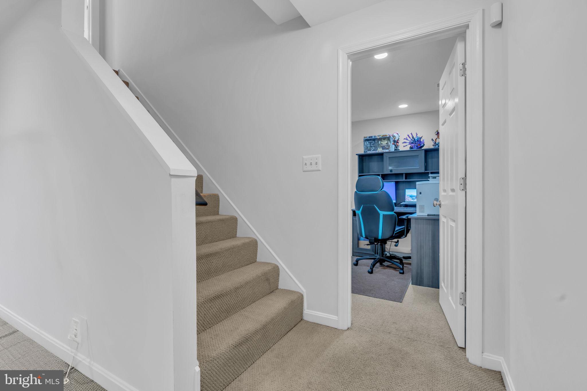 BLUFFS OF WOLF TRAP - Residential