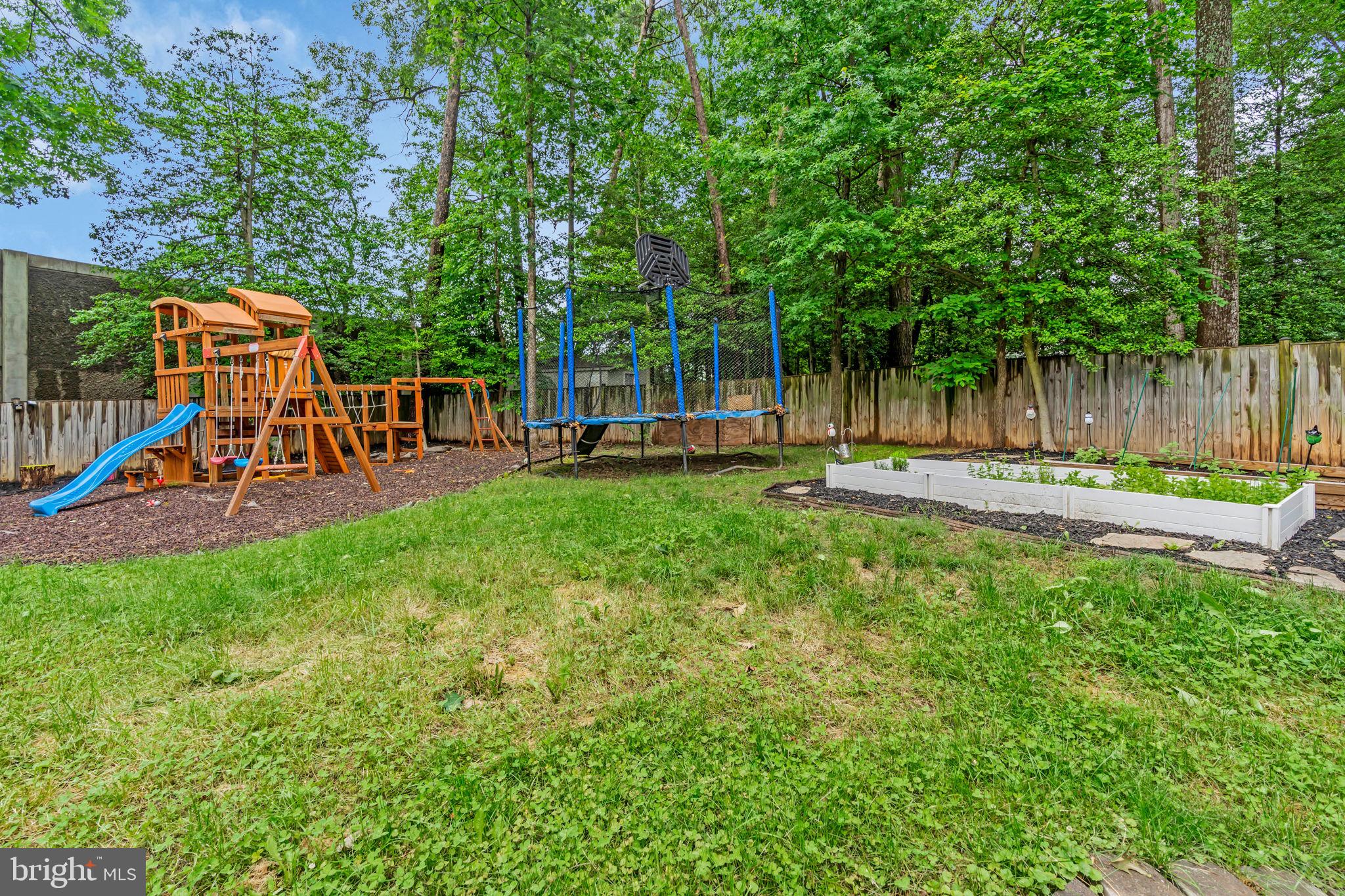 BLUFFS OF WOLF TRAP - Residential