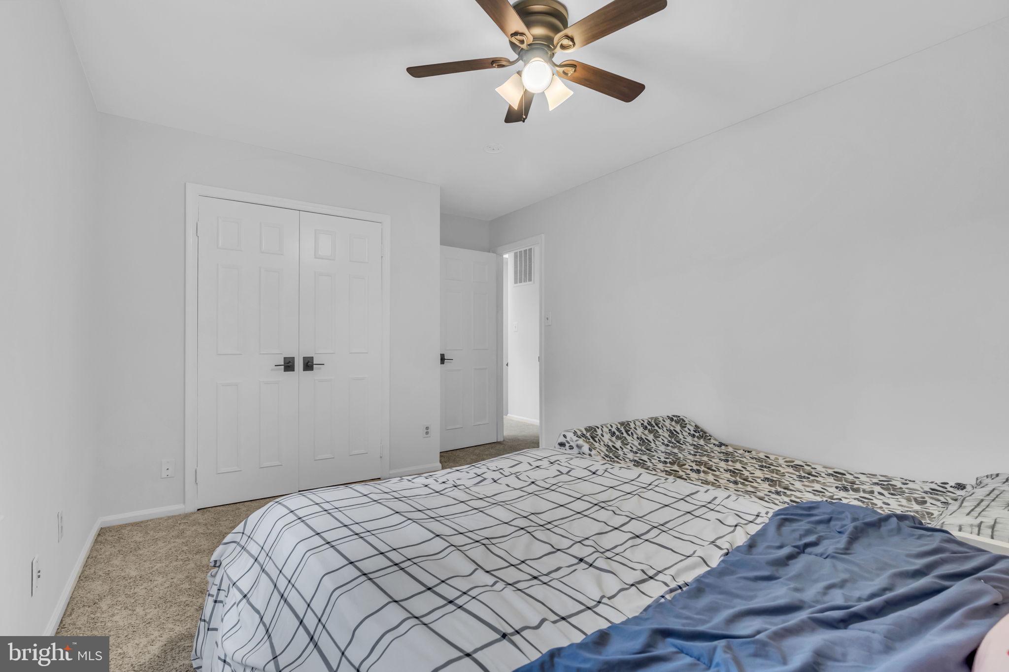 BLUFFS OF WOLF TRAP - Residential