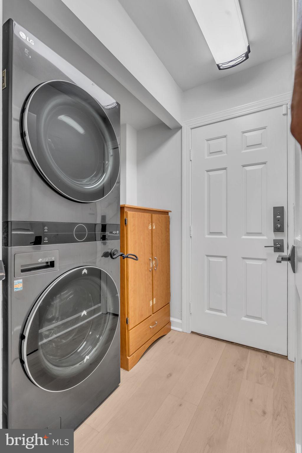 BLUFFS OF WOLF TRAP - Residential