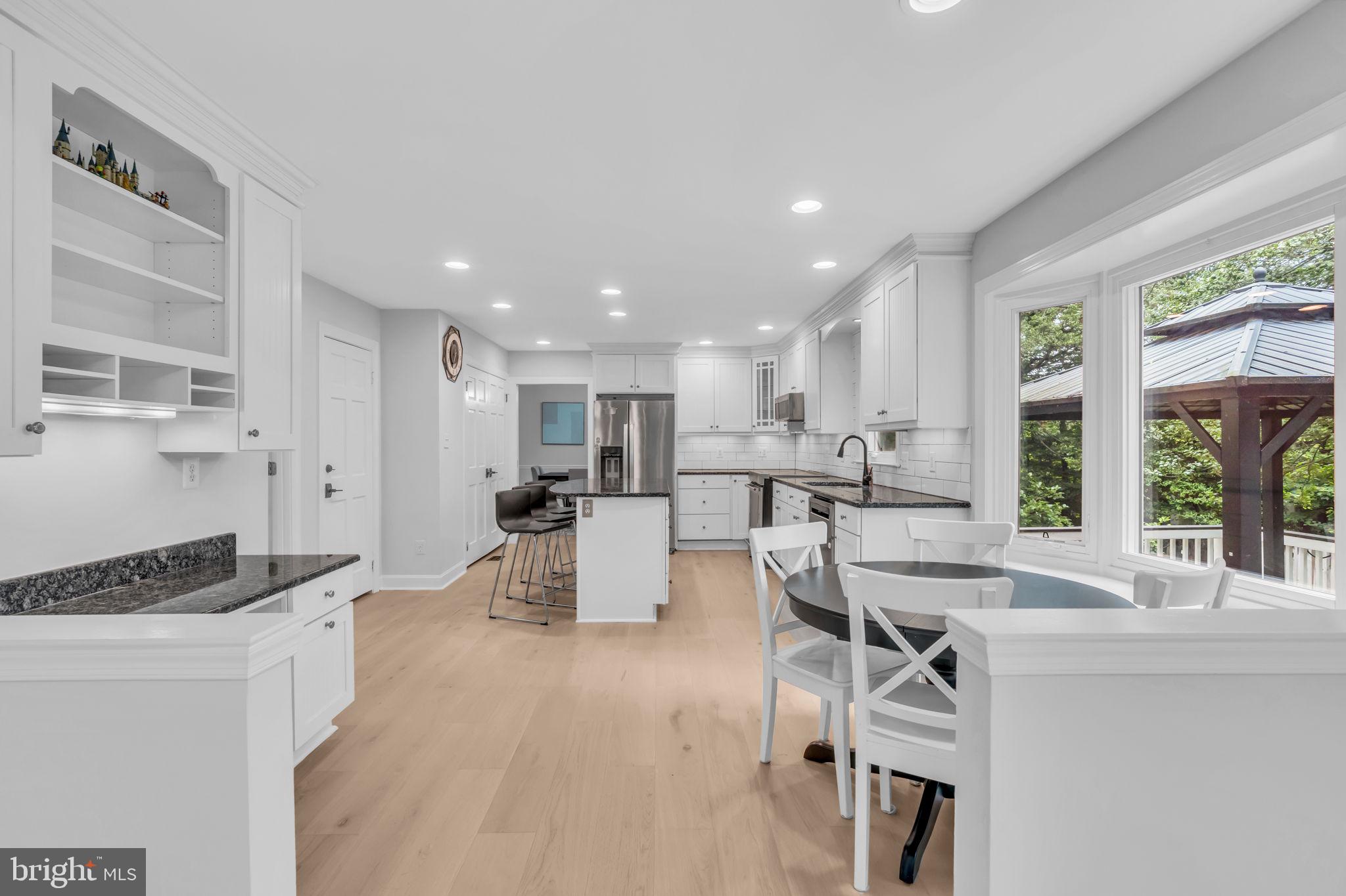 BLUFFS OF WOLF TRAP - Residential