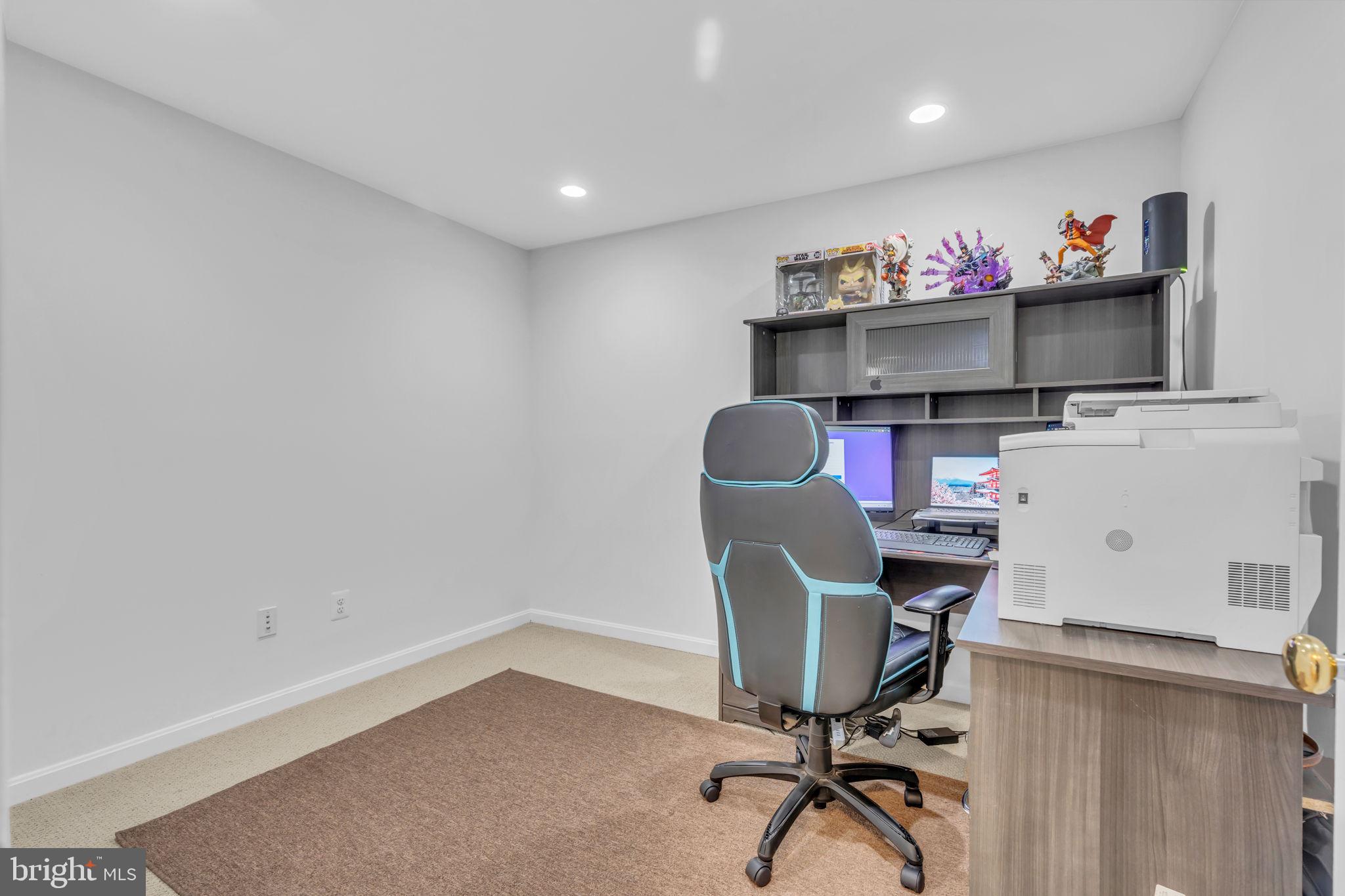 BLUFFS OF WOLF TRAP - Residential