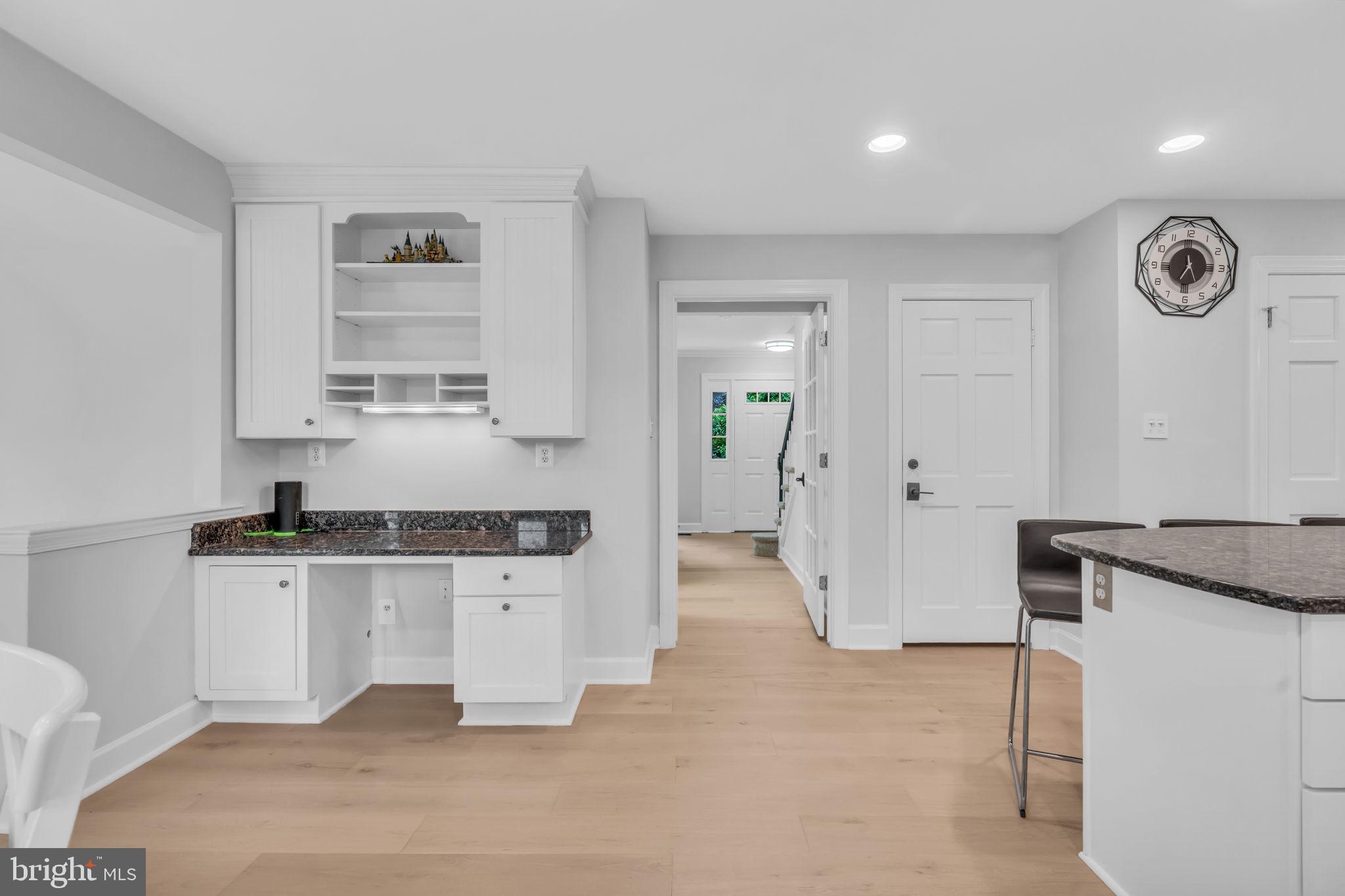 BLUFFS OF WOLF TRAP - Residential