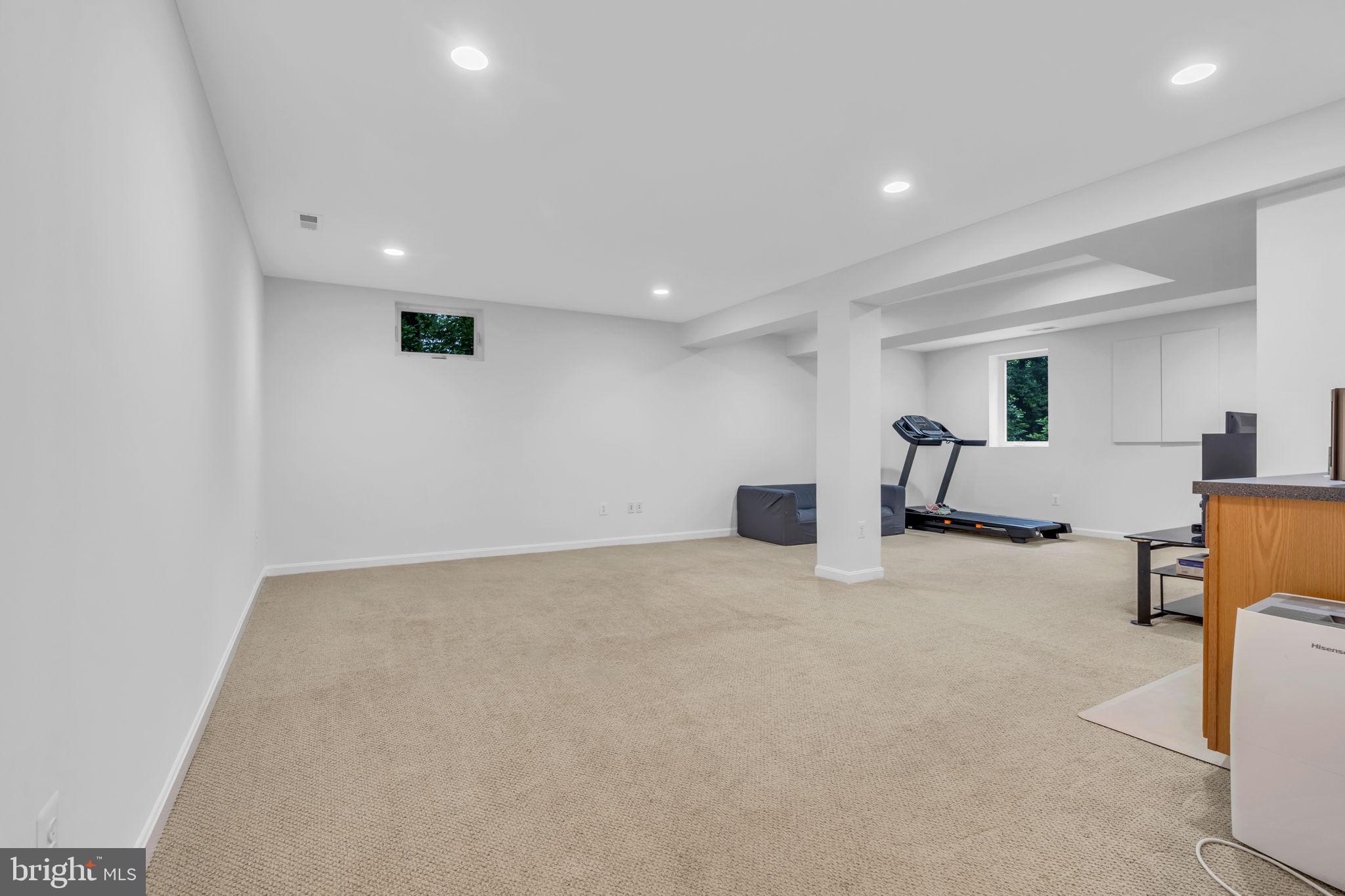 BLUFFS OF WOLF TRAP - Residential