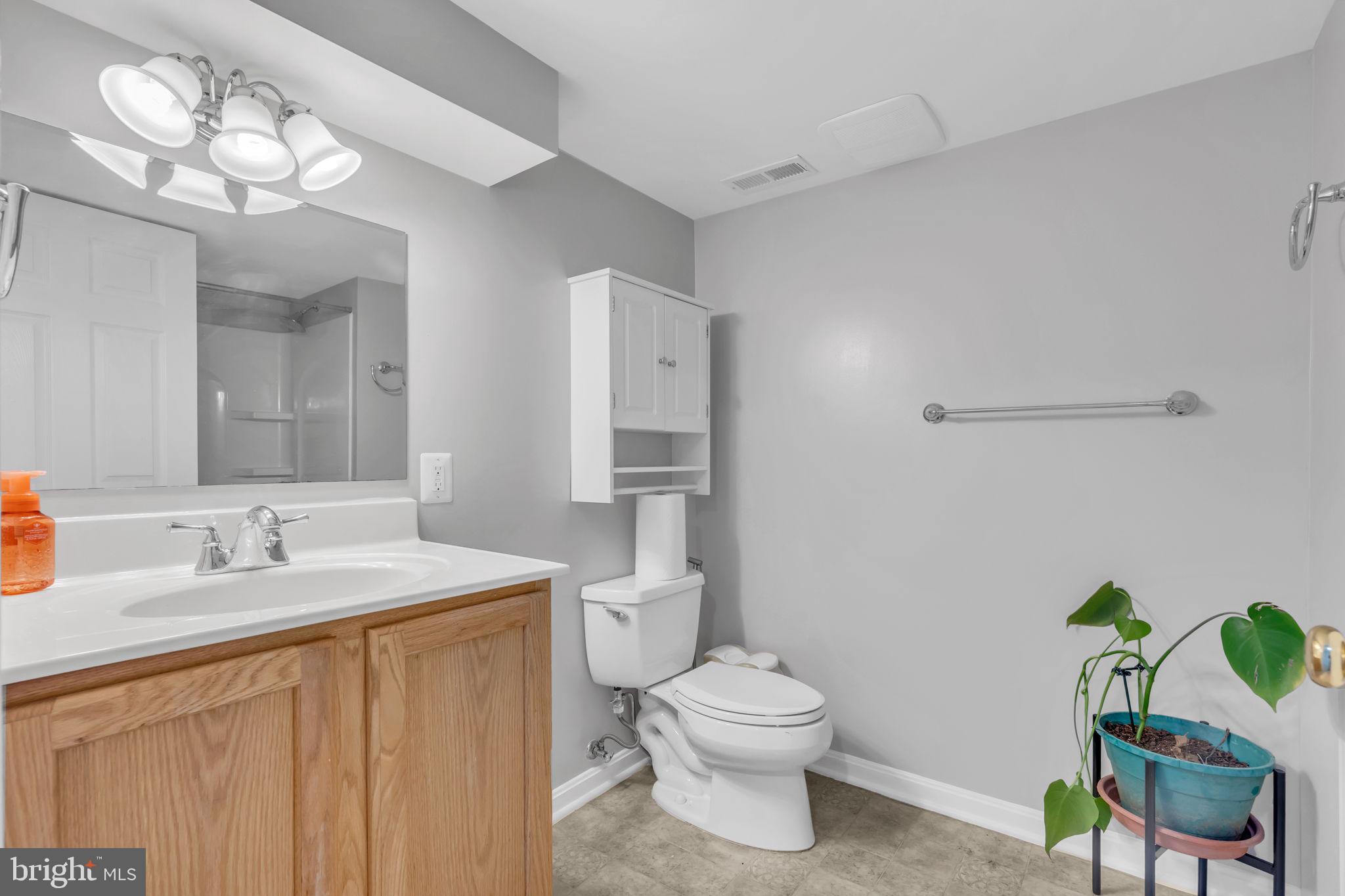 BLUFFS OF WOLF TRAP - Residential