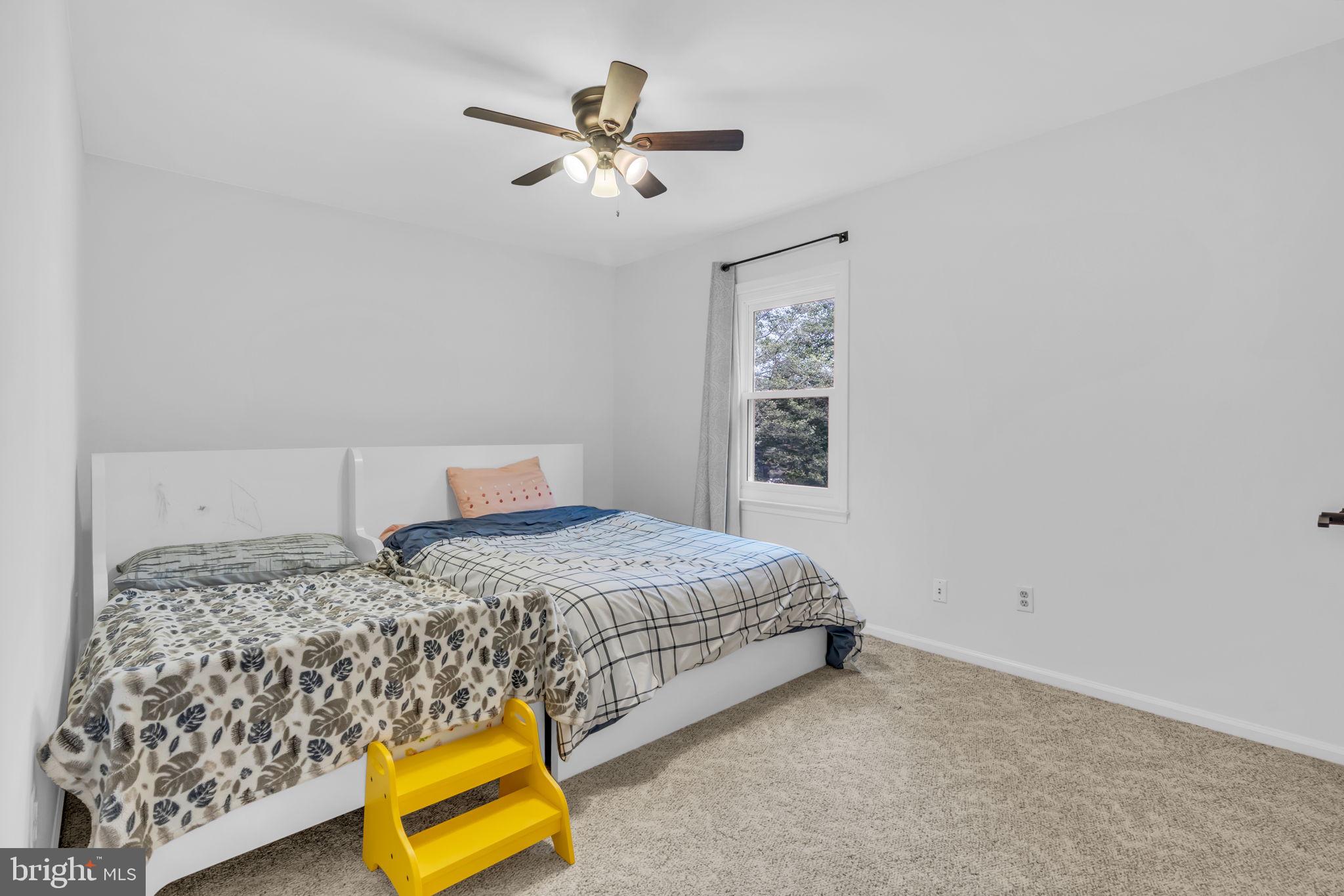 BLUFFS OF WOLF TRAP - Residential