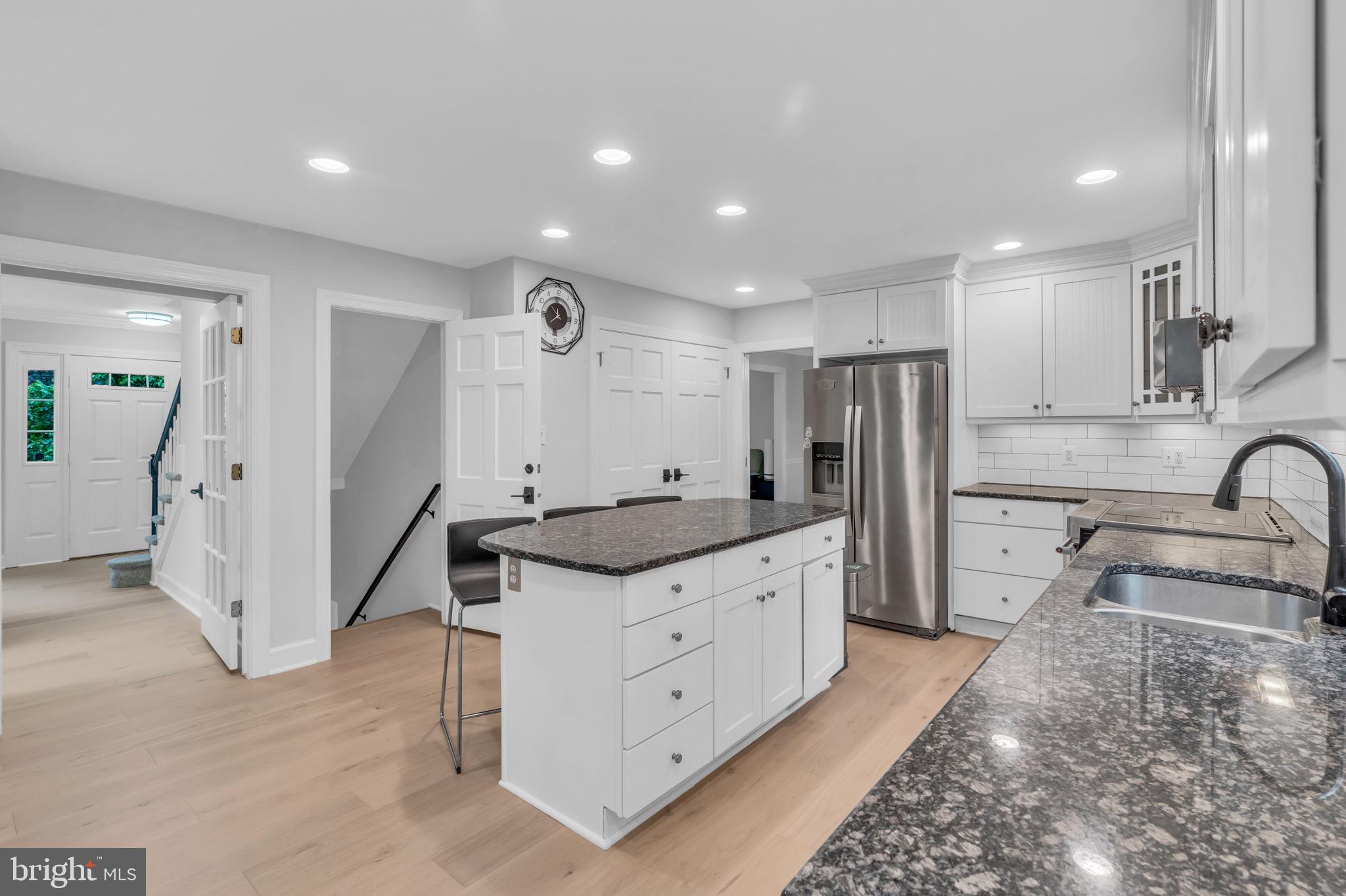 BLUFFS OF WOLF TRAP - Residential