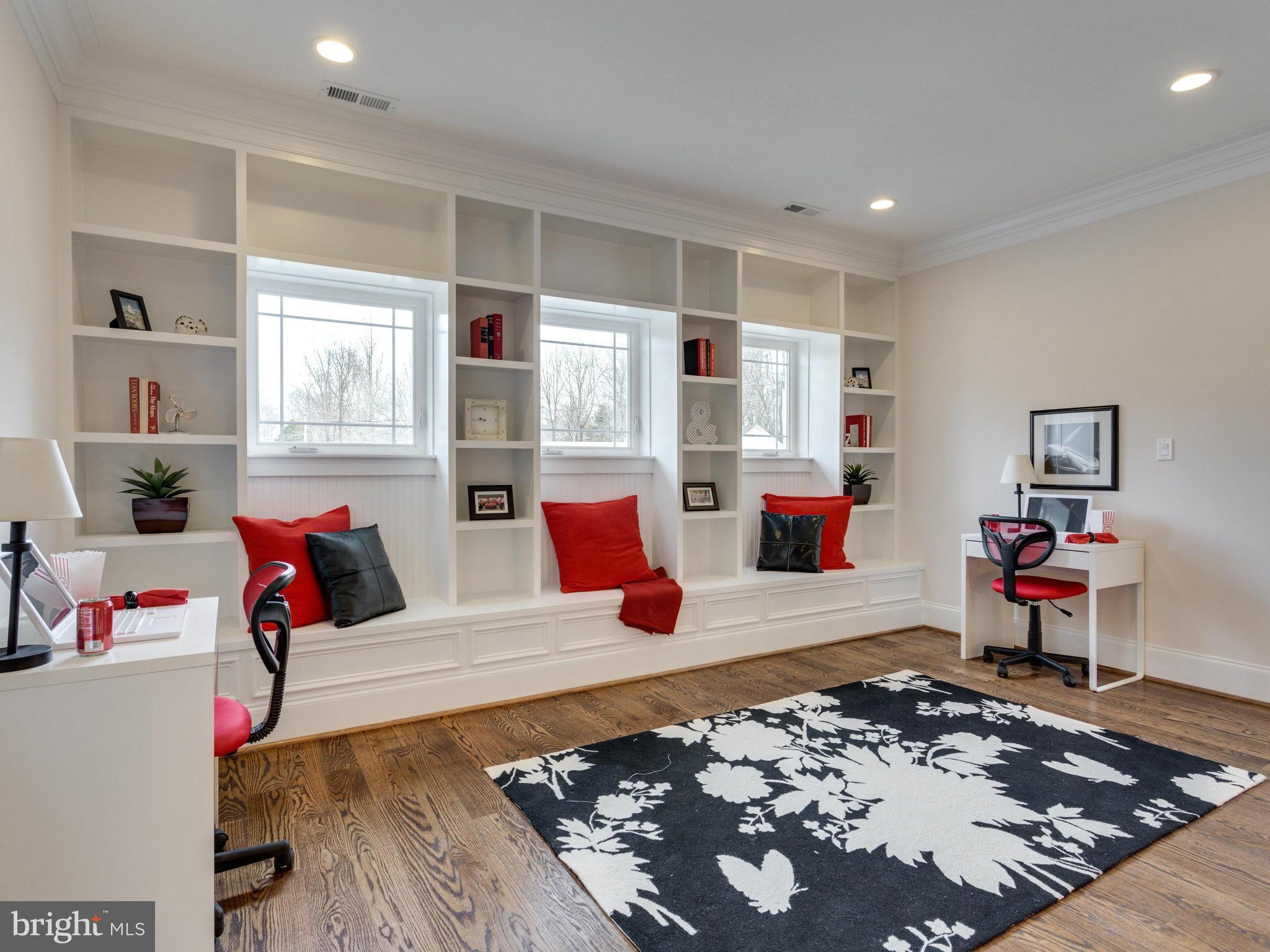 LITTLE VIENNA ESTATES - Residential