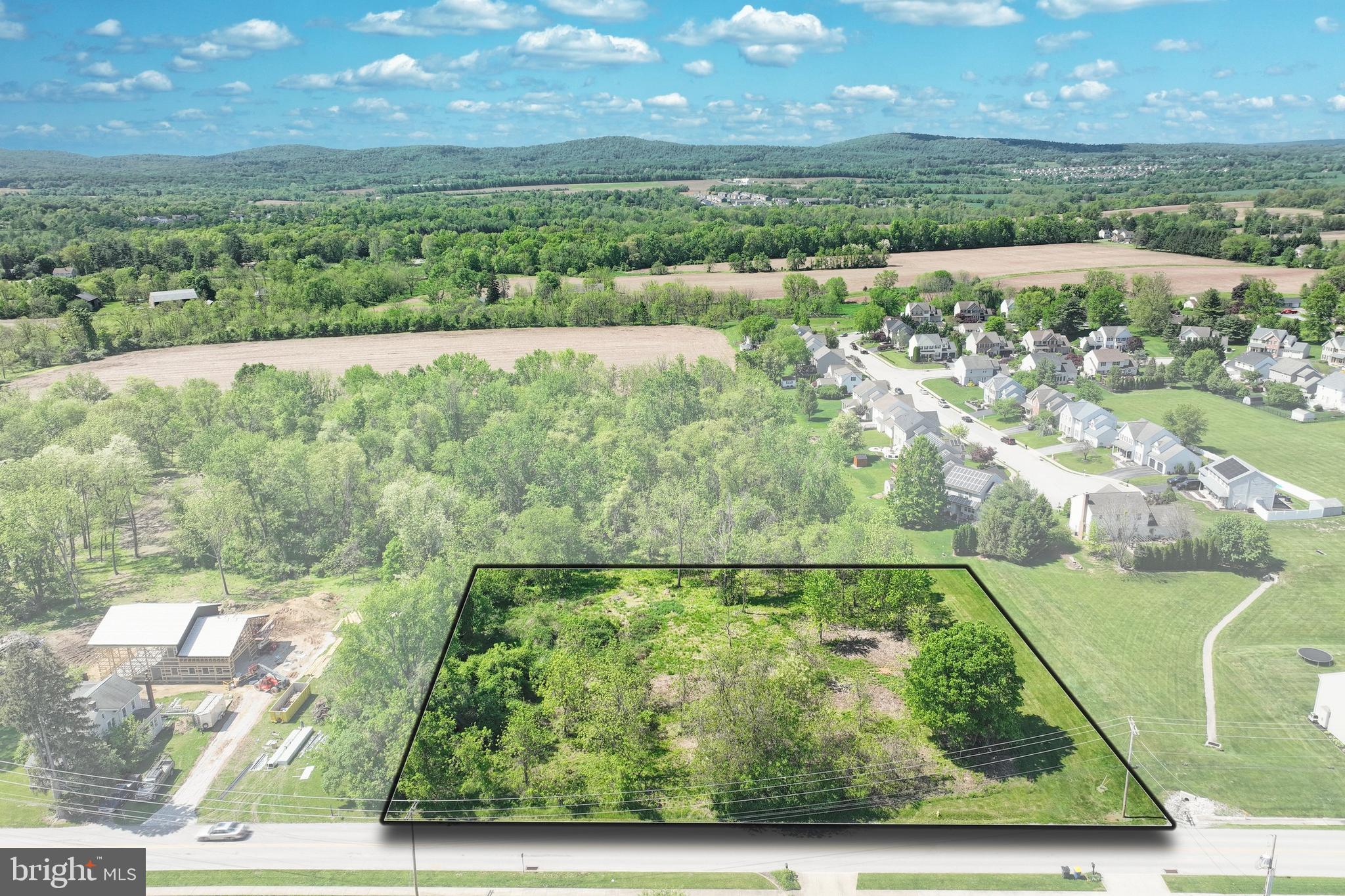 MANCHESTER TWP - Land