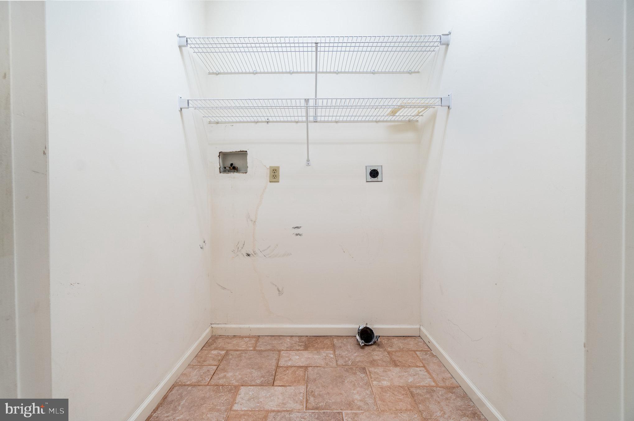 GREENS AT HAWK VALLEY - Residential