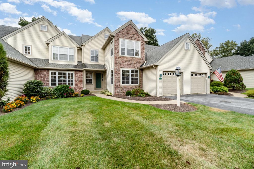 Photo of 117 Hawk Valley Lane, DENVER, PA 17517 (MLS # PALA2076794)