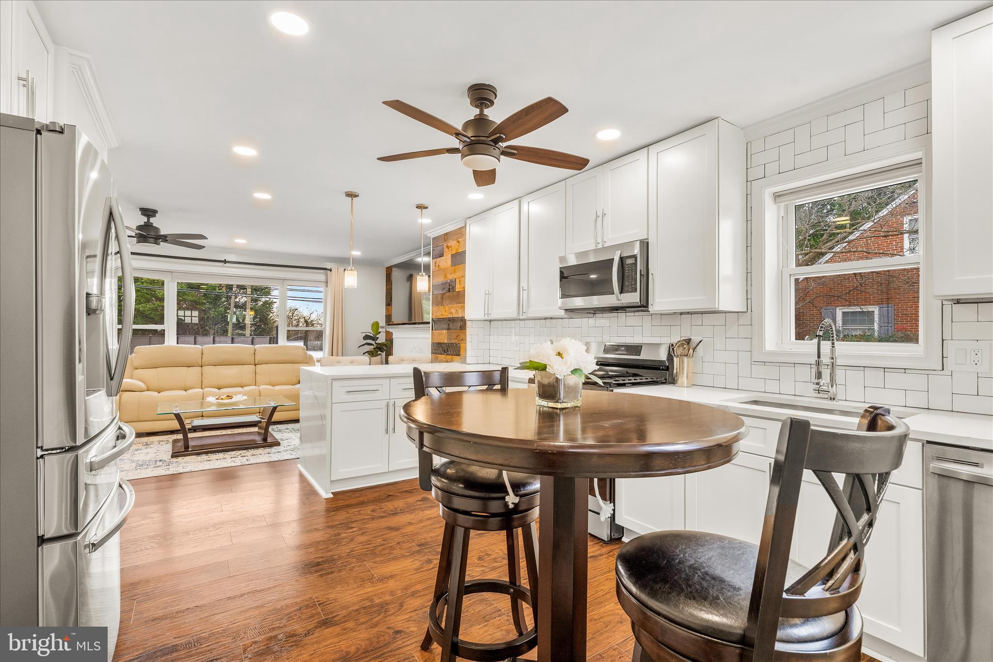 DARNESTOWN OUTSIDE - Residential