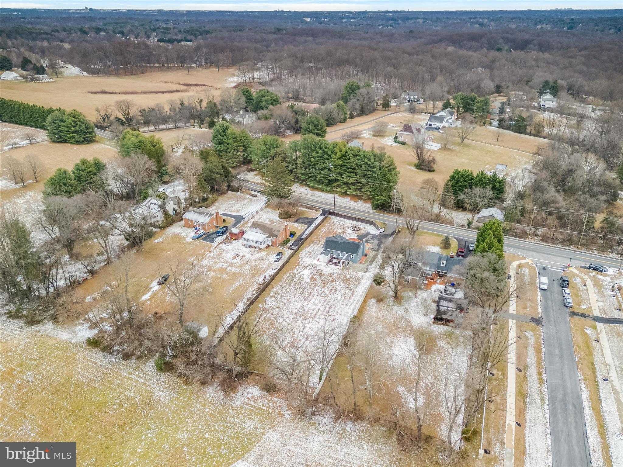 DARNESTOWN OUTSIDE - Residential