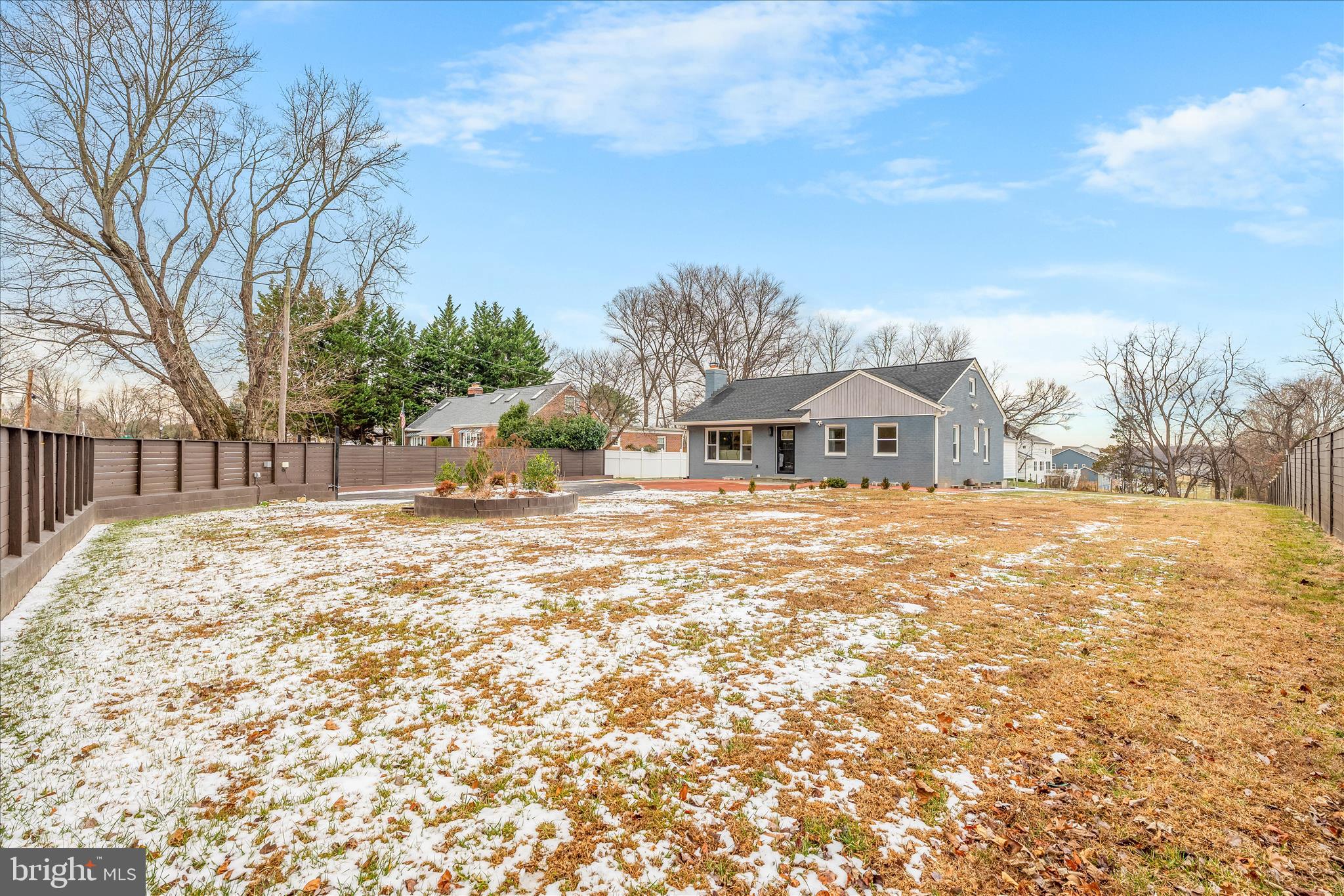 DARNESTOWN OUTSIDE - Residential