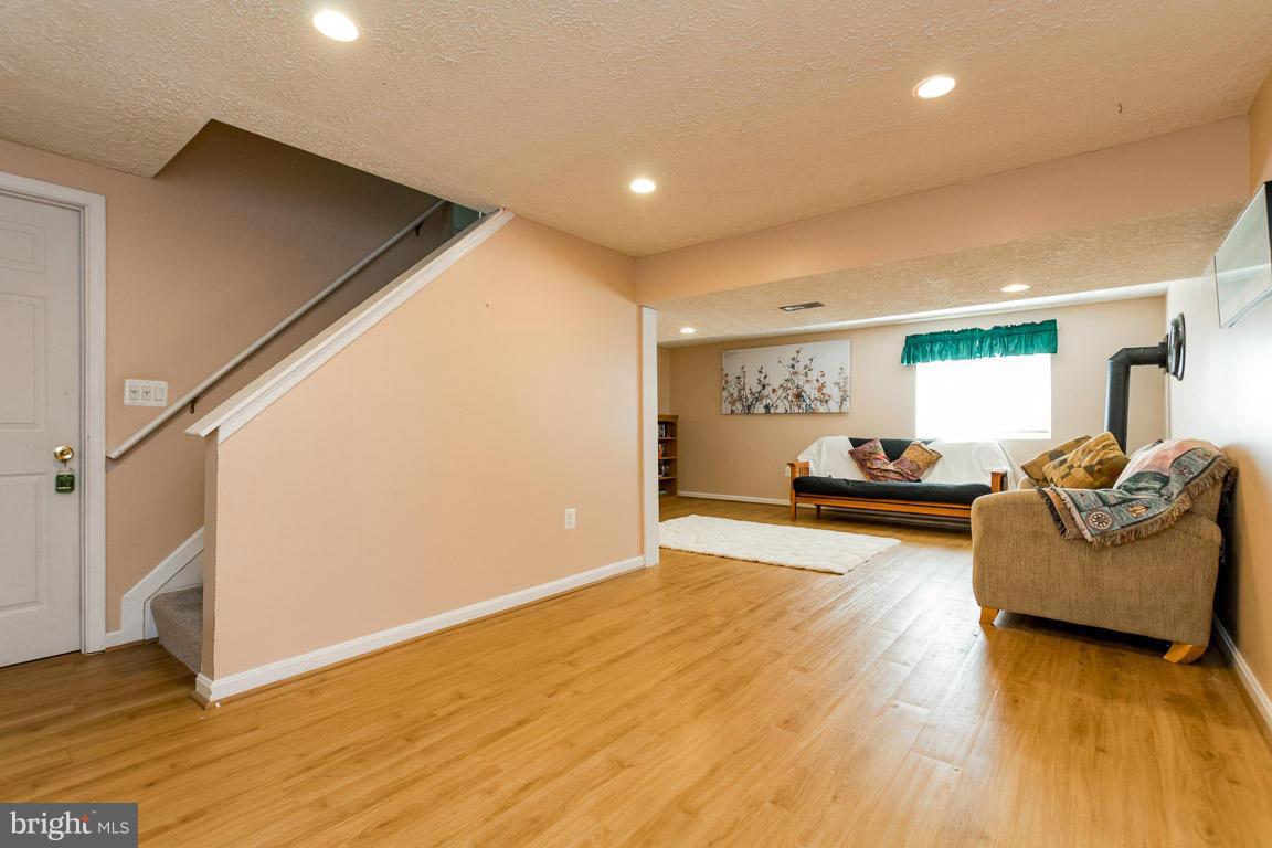 PINEY ORCHARD - Residential