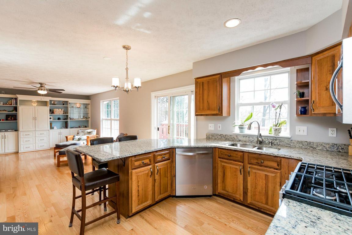 PINEY ORCHARD - Residential