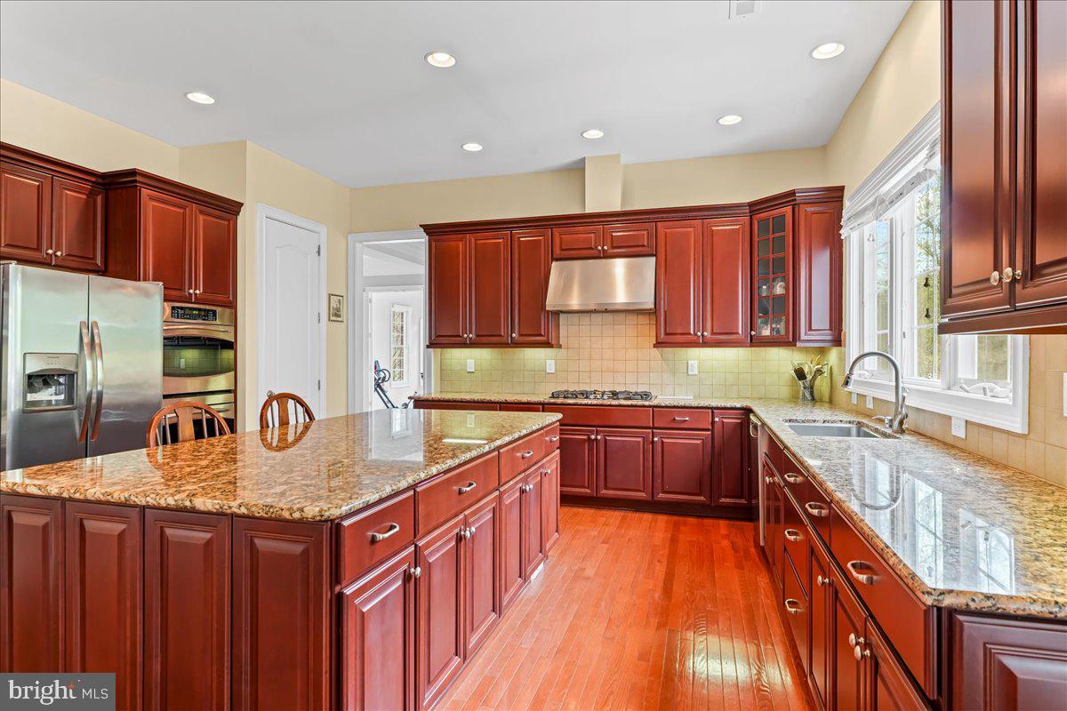 ESTS AT CHADDS FORD - Residential