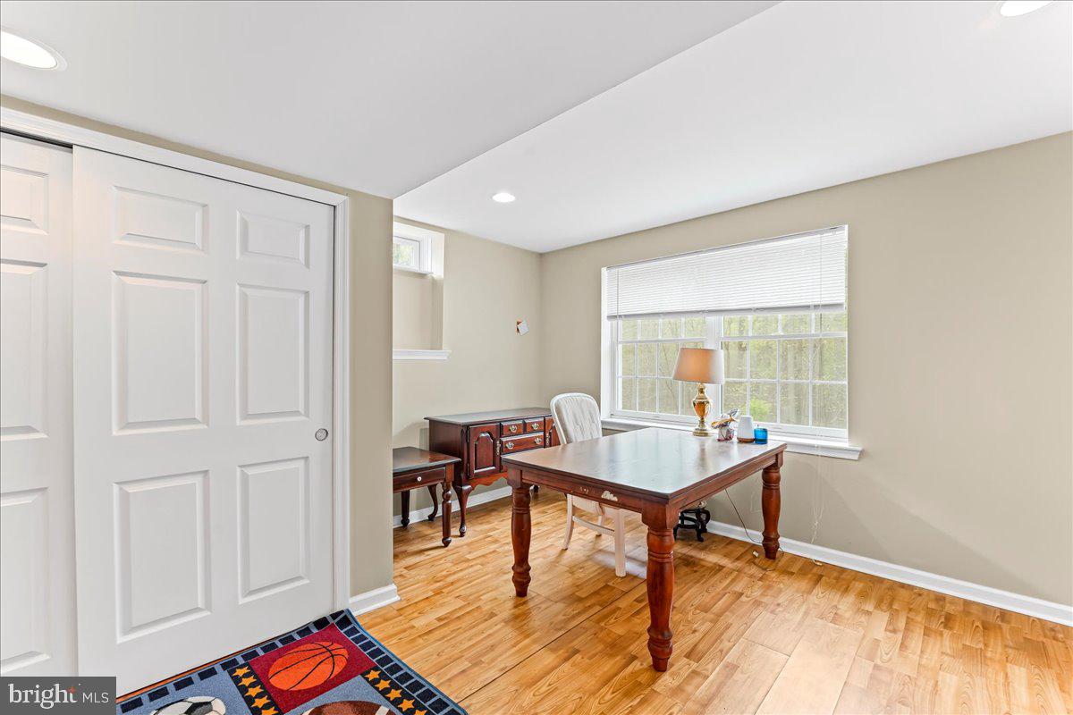 ESTS AT CHADDS FORD - Residential