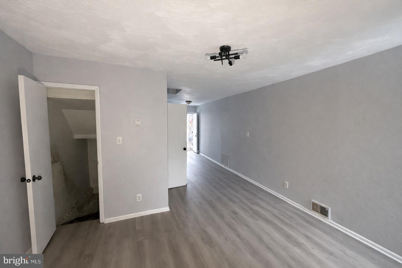 BRIDGEVIEW - GREENLAWN - Residential