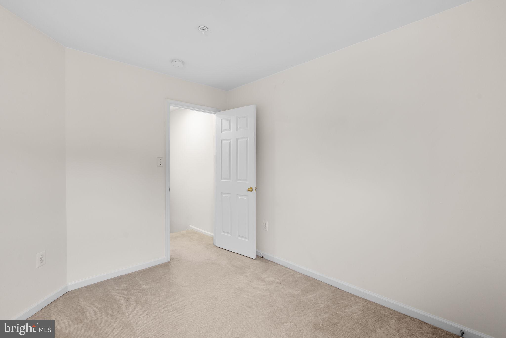 WOODLAND WALK - Residential