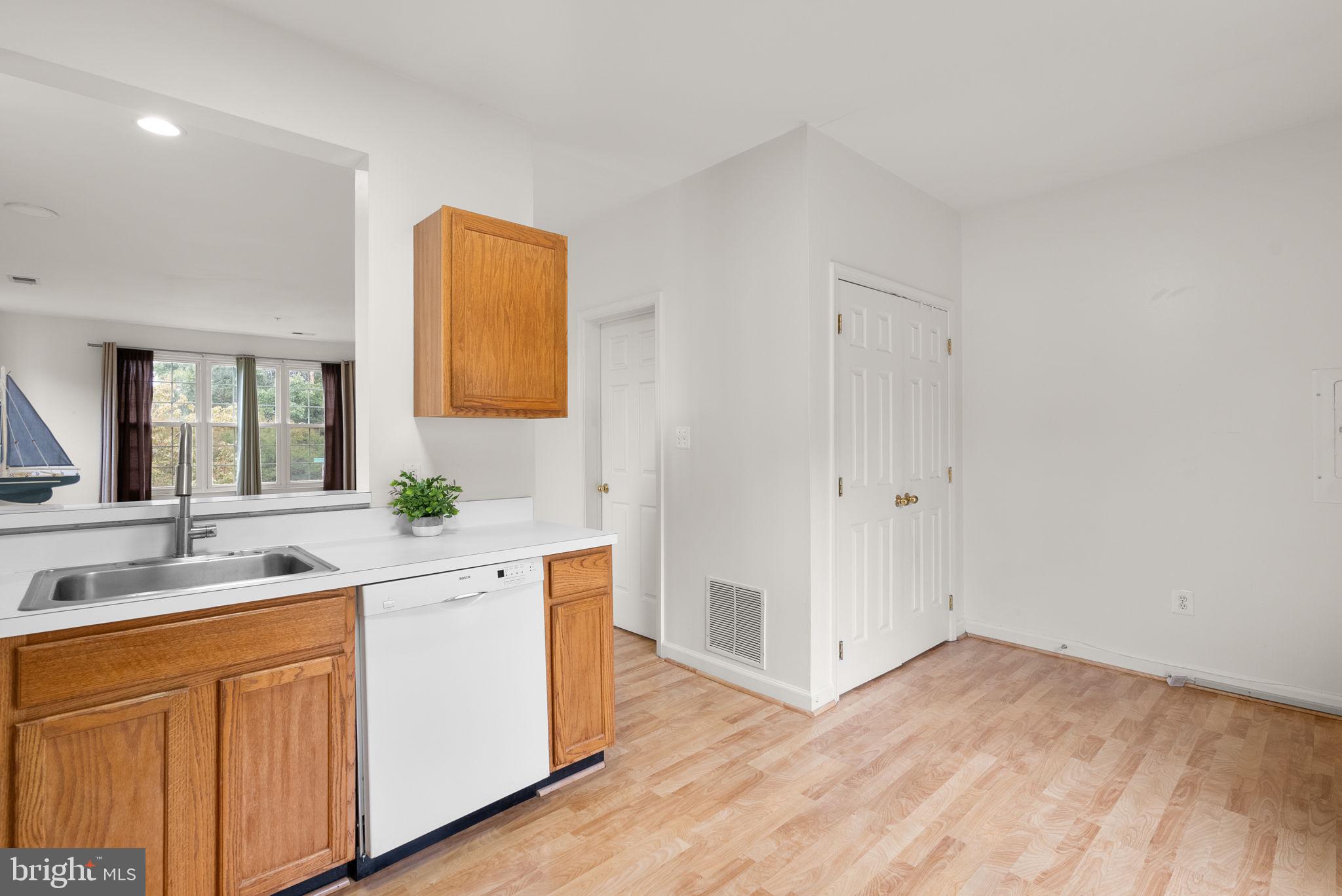 WOODLAND WALK - Residential