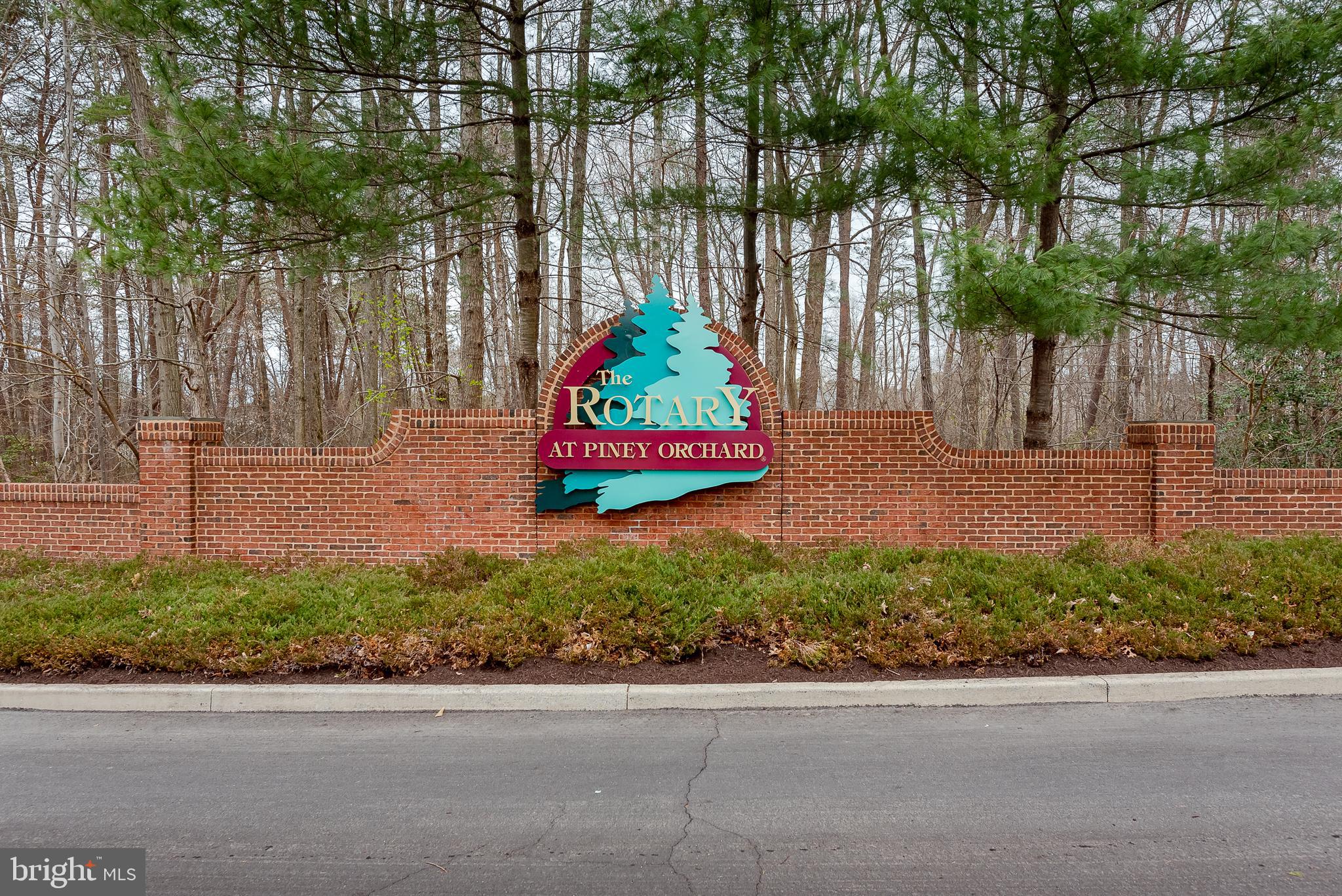 WOODLAND WALK - Residential