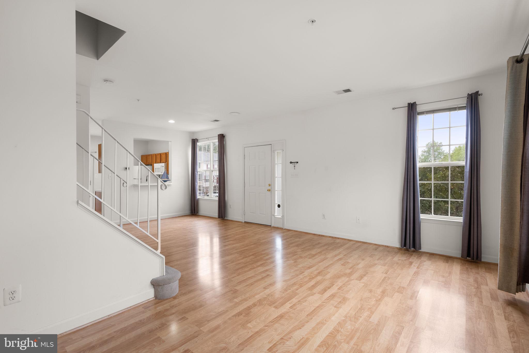 WOODLAND WALK - Residential