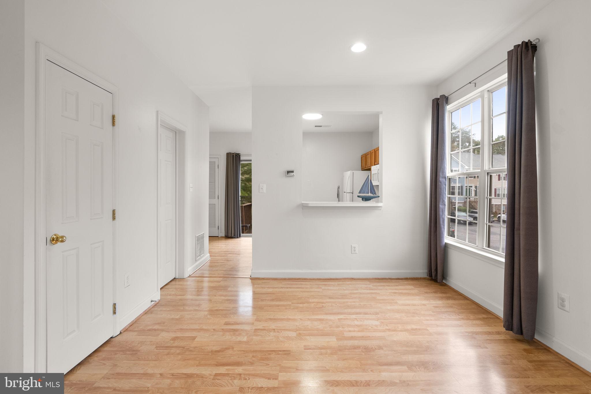 WOODLAND WALK - Residential