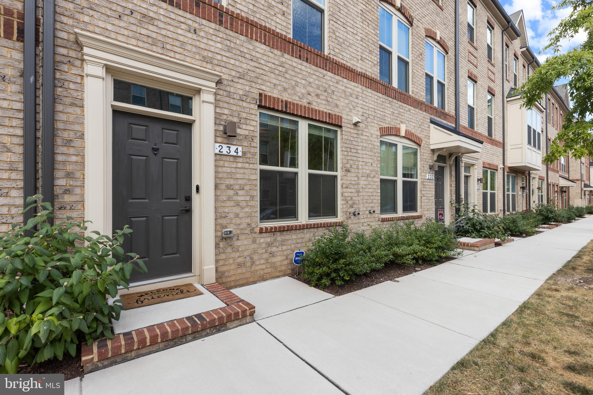 OLDHAM CROSSING - Residential