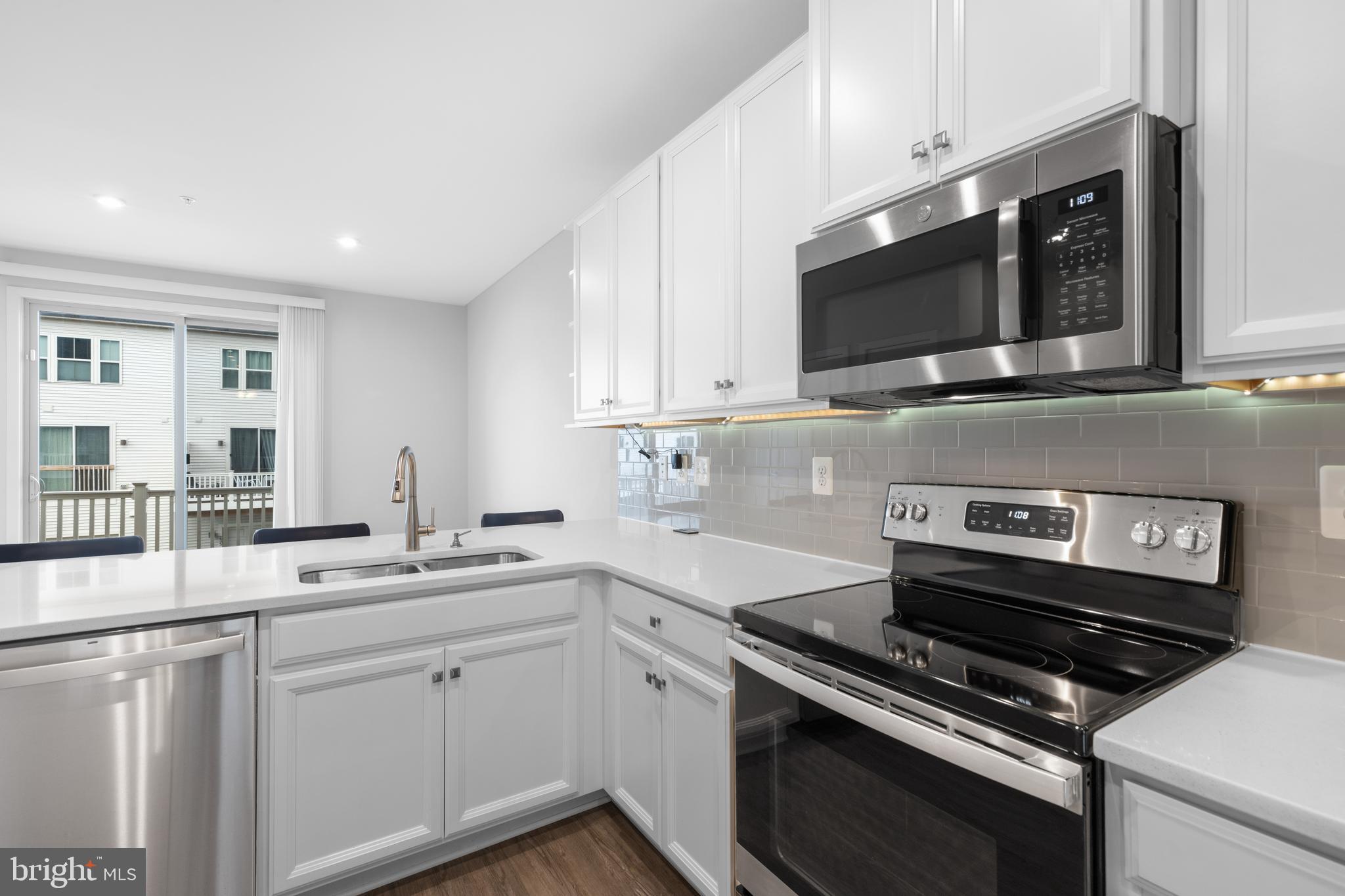 OLDHAM CROSSING - Residential