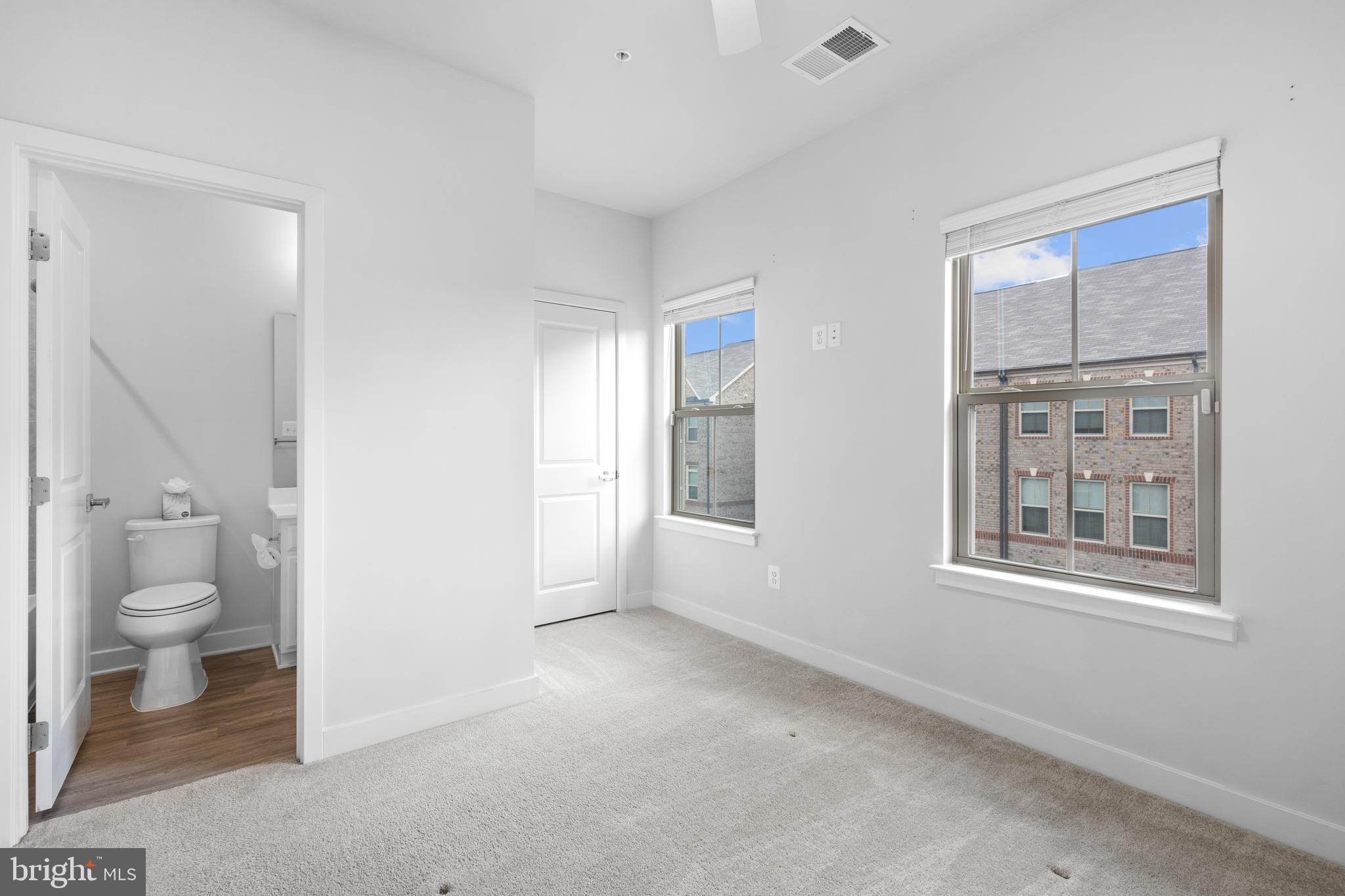 OLDHAM CROSSING - Residential