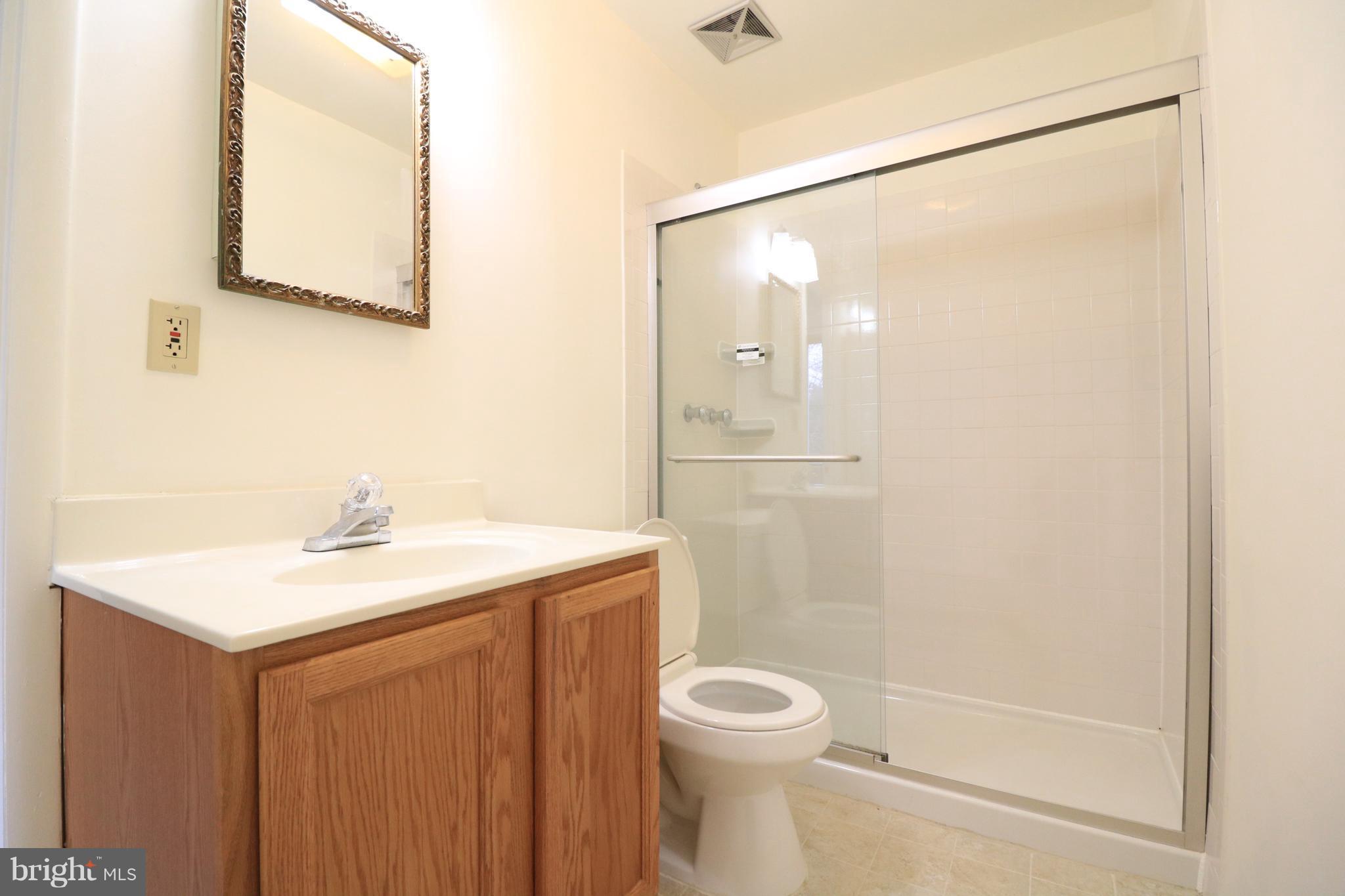 NEWPORT ESTATES - Residential Lease