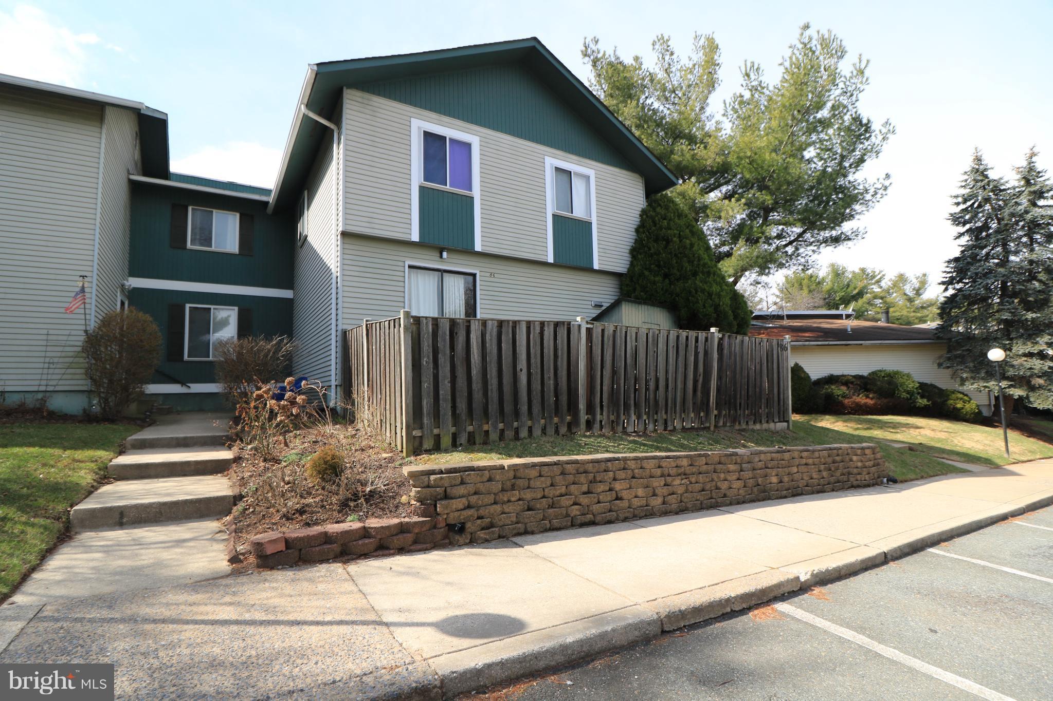 NEWPORT ESTATES - Residential Lease