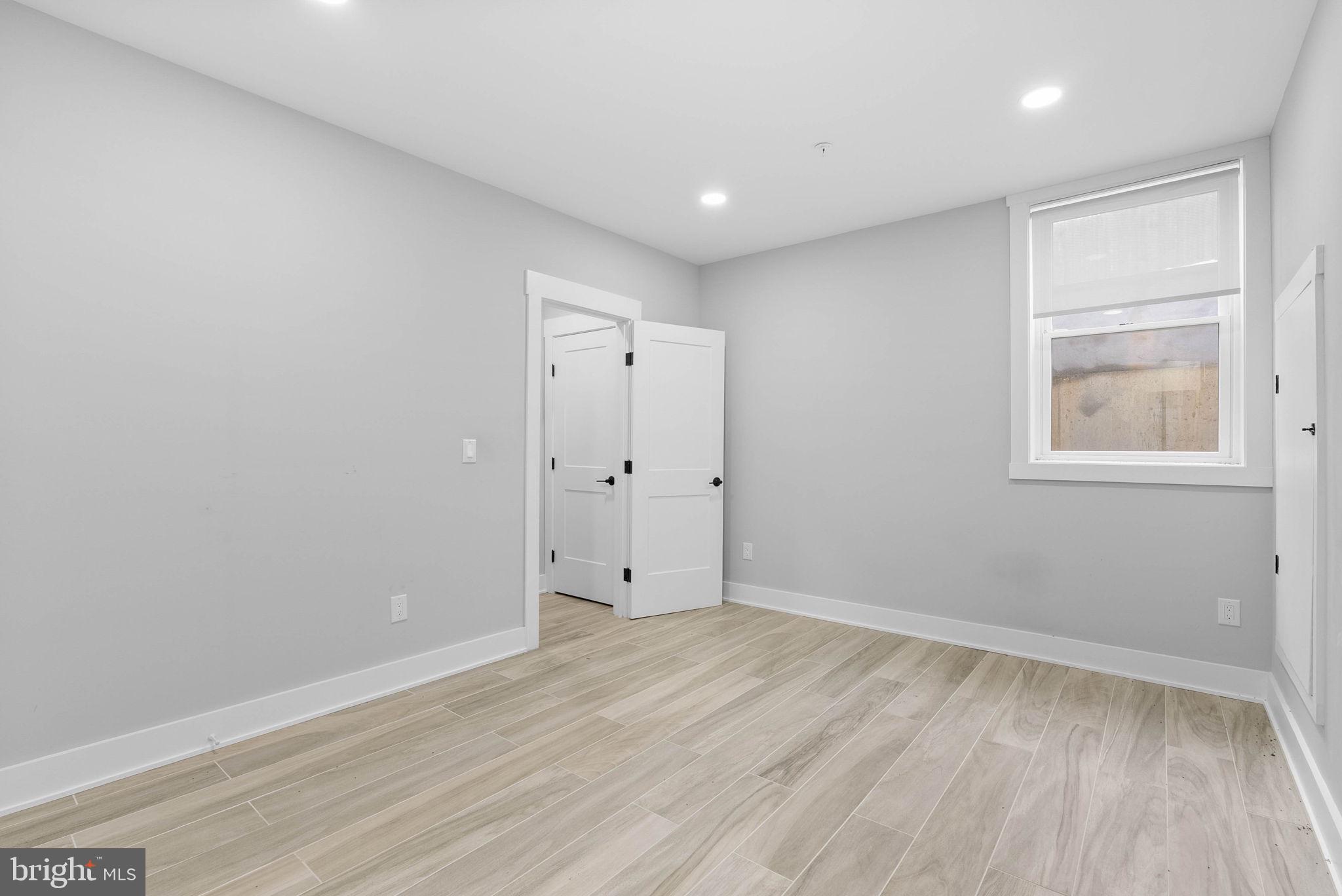 MANAYUNK - Residential