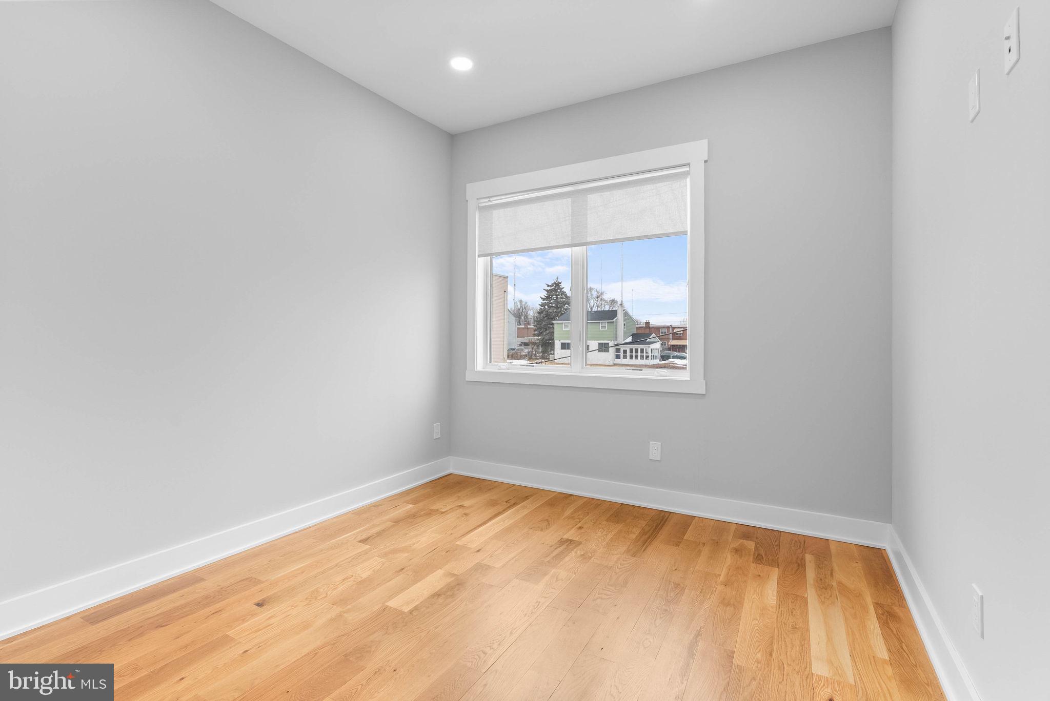 MANAYUNK - Residential