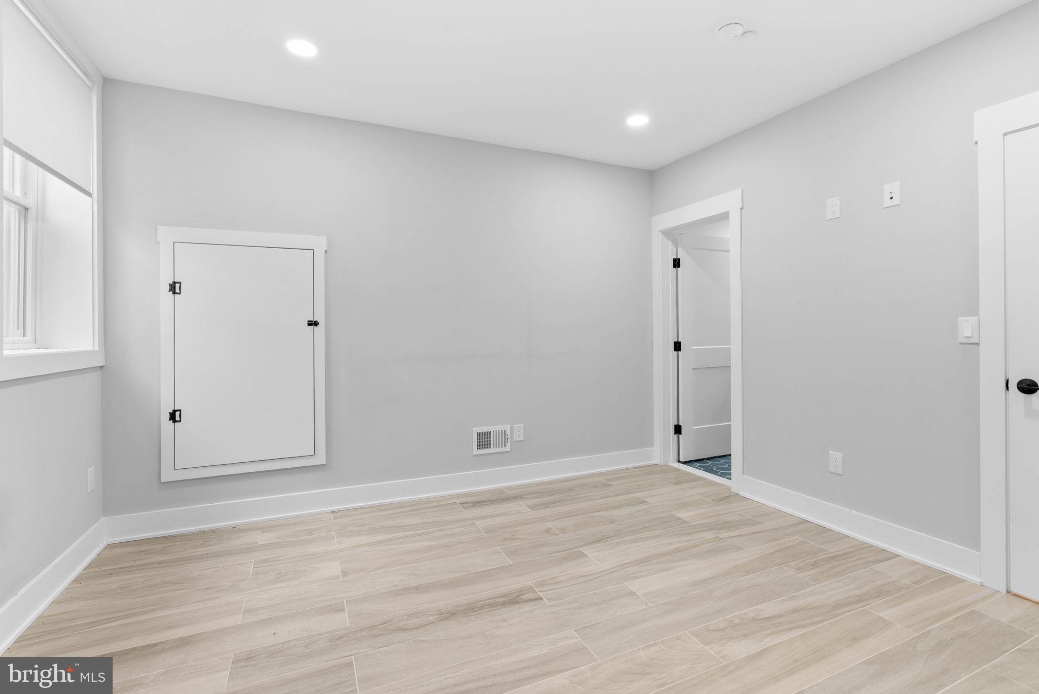 MANAYUNK - Residential