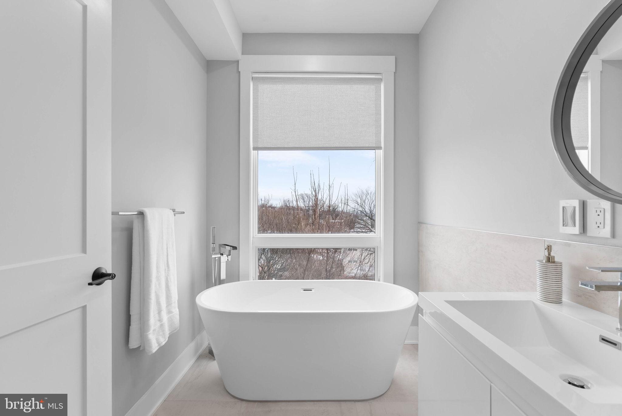 MANAYUNK - Residential