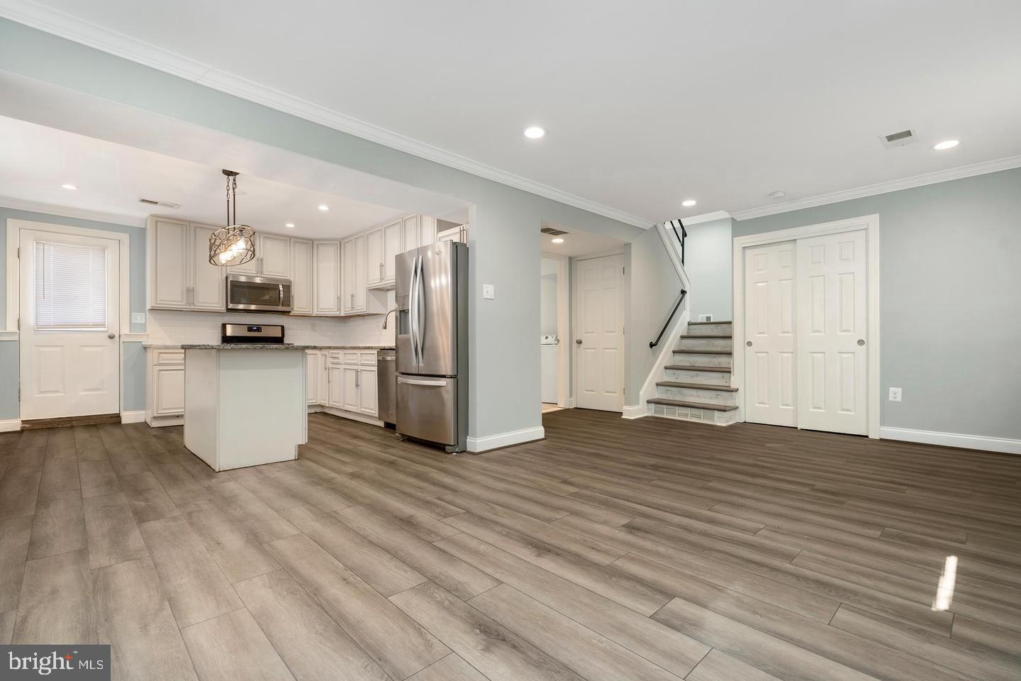 ORCHARD HILLS - Residential